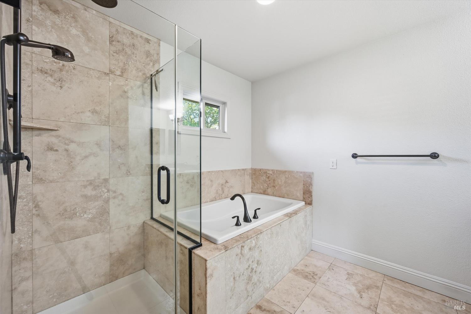 Detail Gallery Image 16 of 24 For 155 Rosebud Ln, Saint Helena,  CA 94574 - 3 Beds | 2/1 Baths
