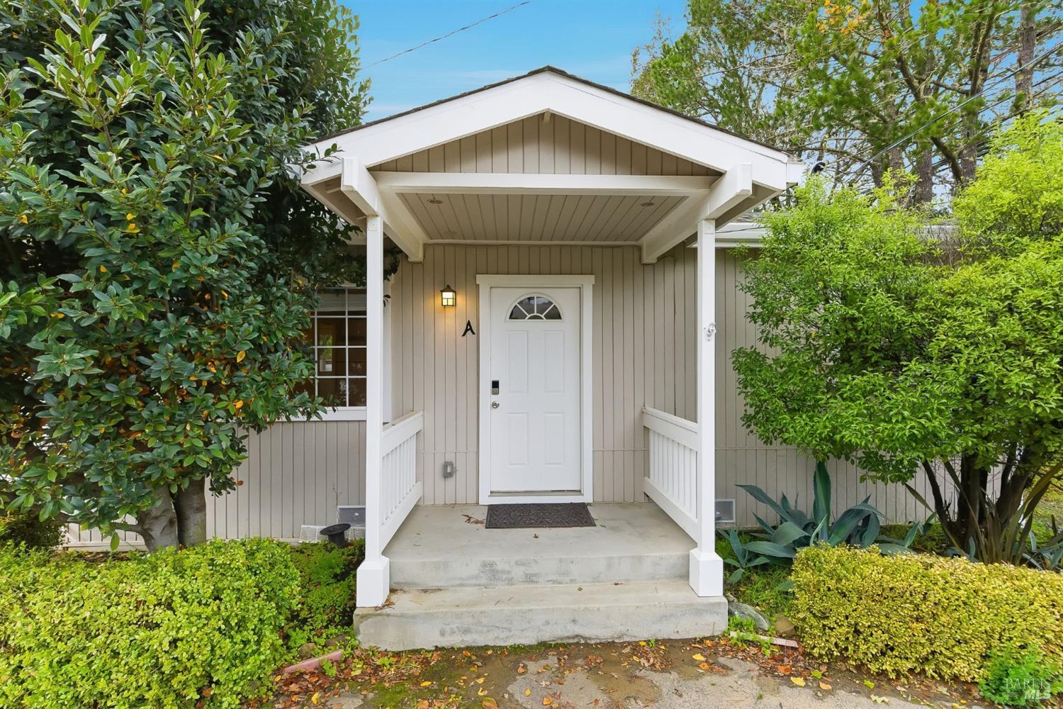 Detail Gallery Image 2 of 41 For 567 San Geronimo Valley Dr, San Geronimo,  CA 94963 - – Beds | – Baths