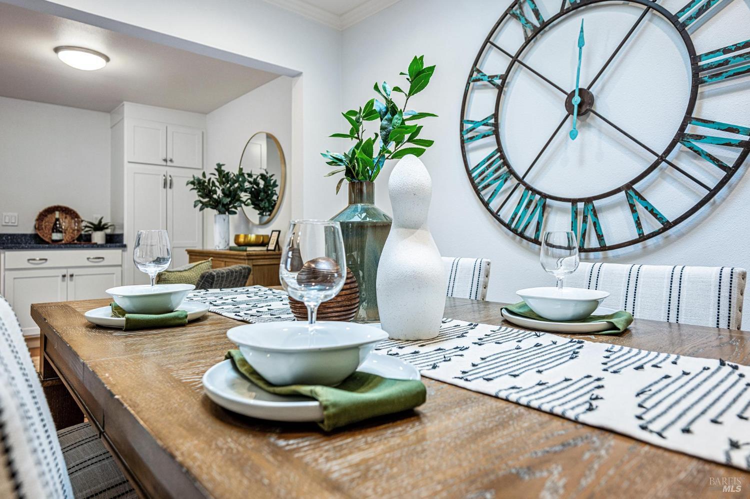 Detail Gallery Image 15 of 41 For 6550 Meadowridge Dr, Santa Rosa,  CA 95409 - 2 Beds | 2 Baths