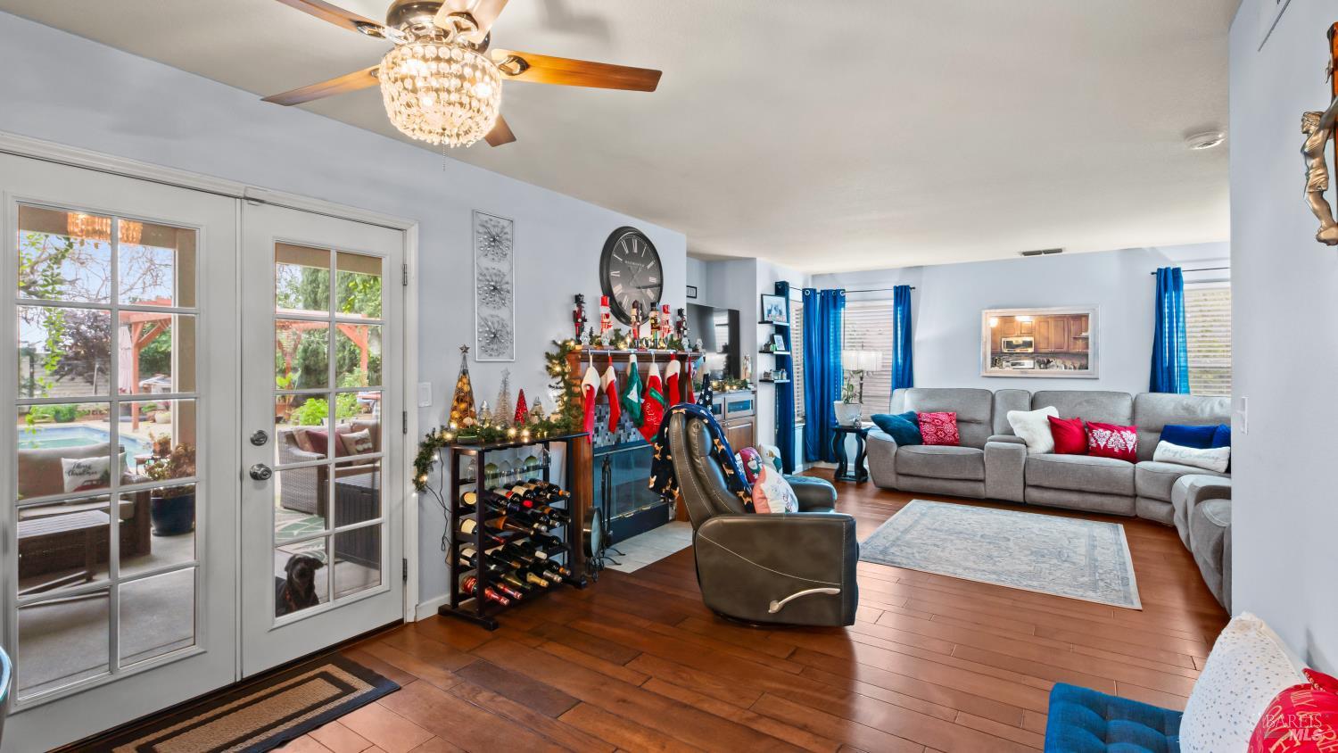 Detail Gallery Image 15 of 51 For 380 Manning Way, Dixon,  CA 95620 - 4 Beds | 2/1 Baths