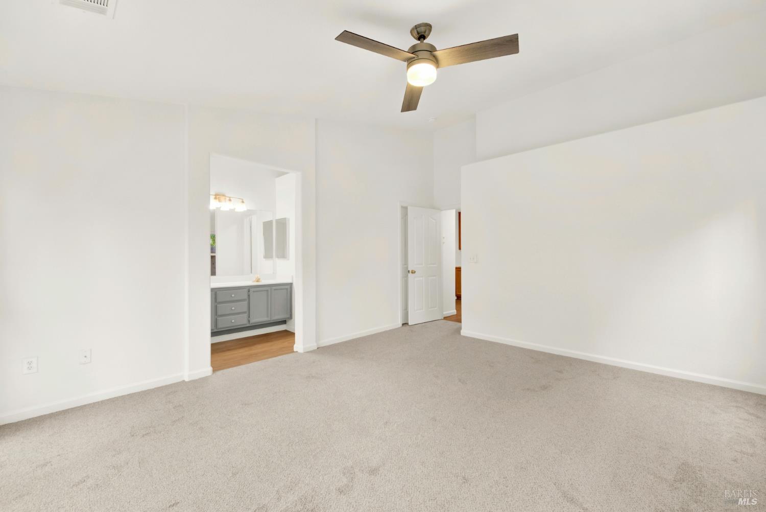 Detail Gallery Image 23 of 31 For 3216 Lagunita Cir, Fairfield,  CA 94533 - 4 Beds | 2 Baths