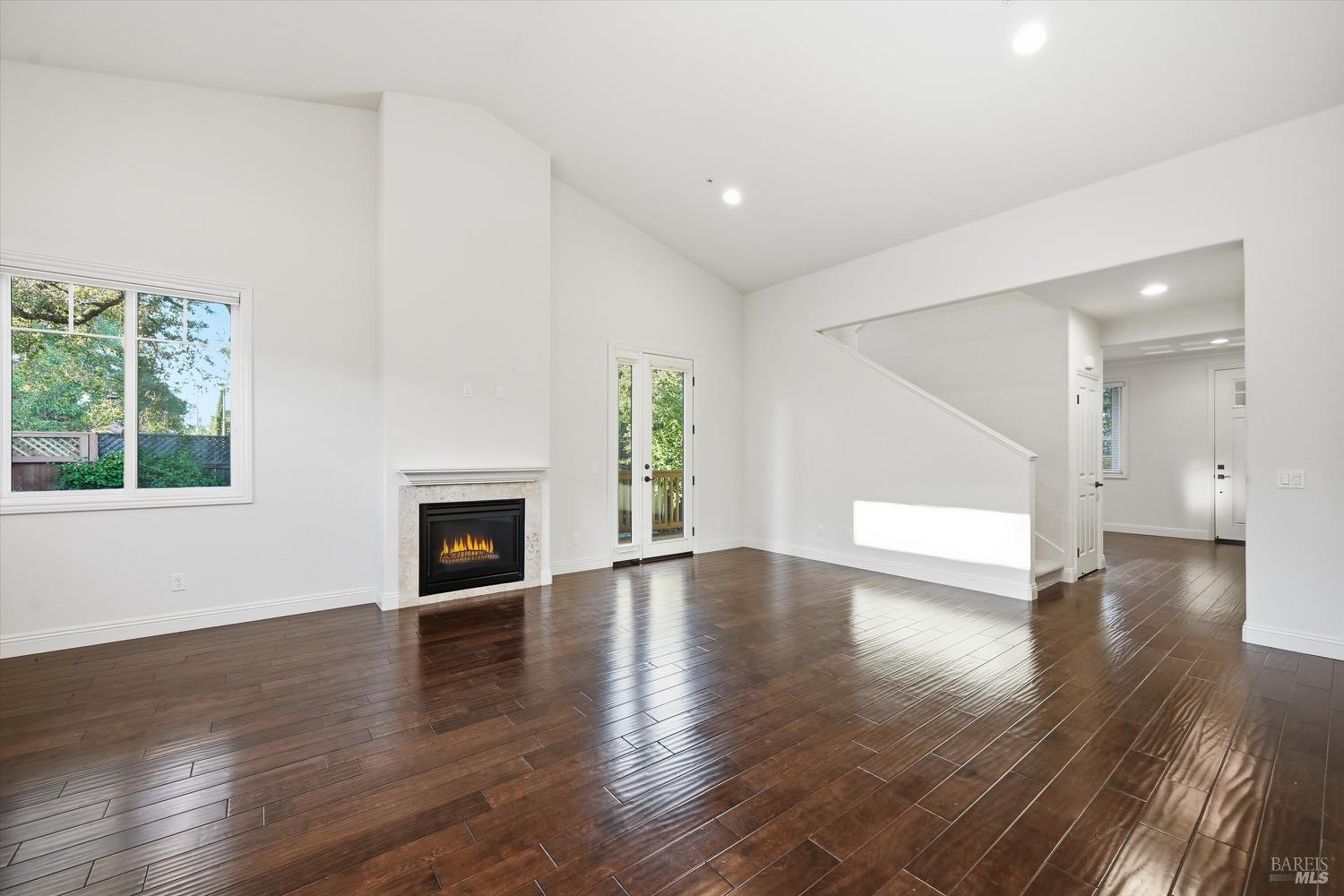 Detail Gallery Image 6 of 24 For 155 Rosebud Ln, Saint Helena,  CA 94574 - 3 Beds | 2/1 Baths