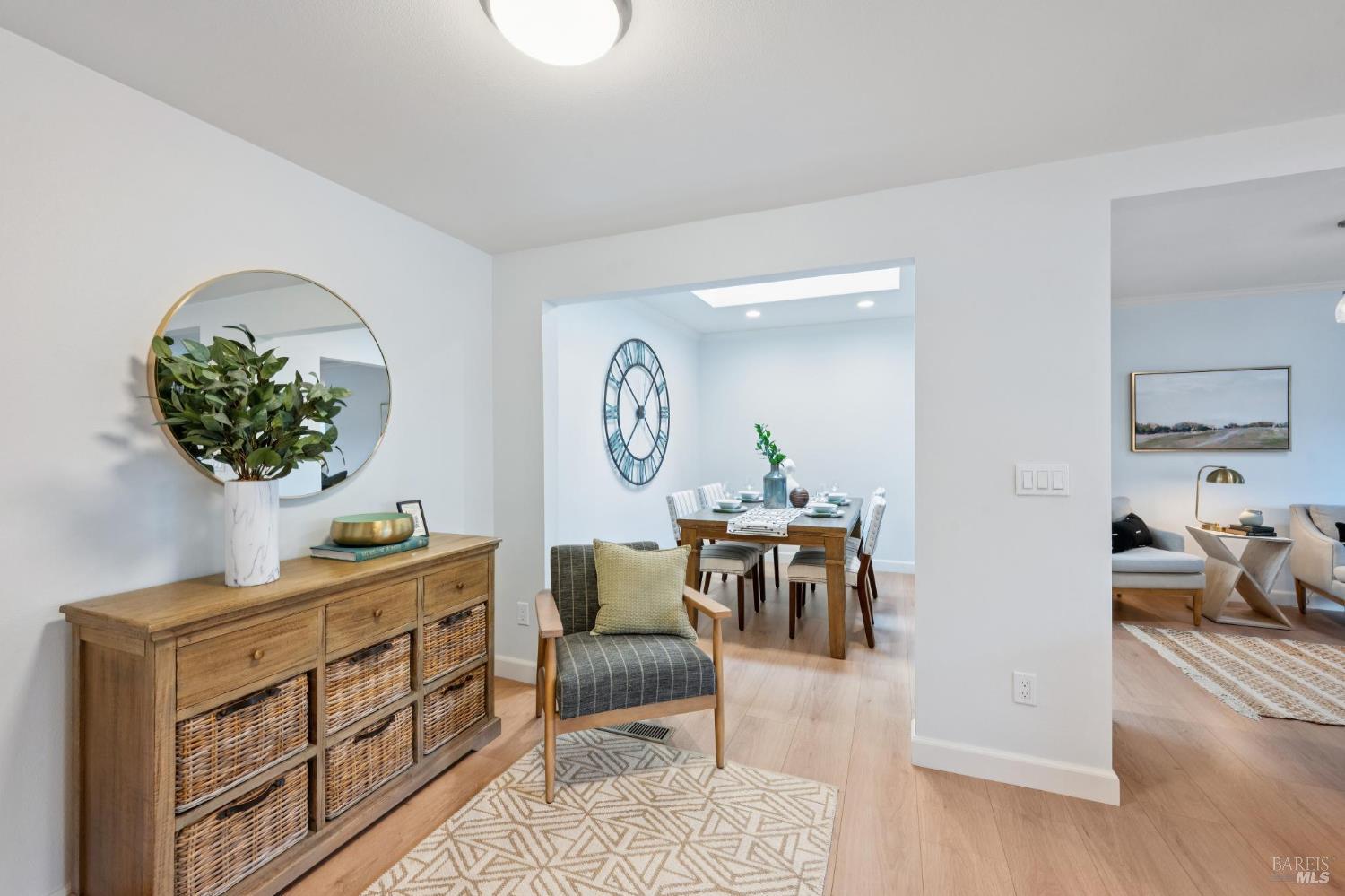 Detail Gallery Image 18 of 41 For 6550 Meadowridge Dr, Santa Rosa,  CA 95409 - 2 Beds | 2 Baths