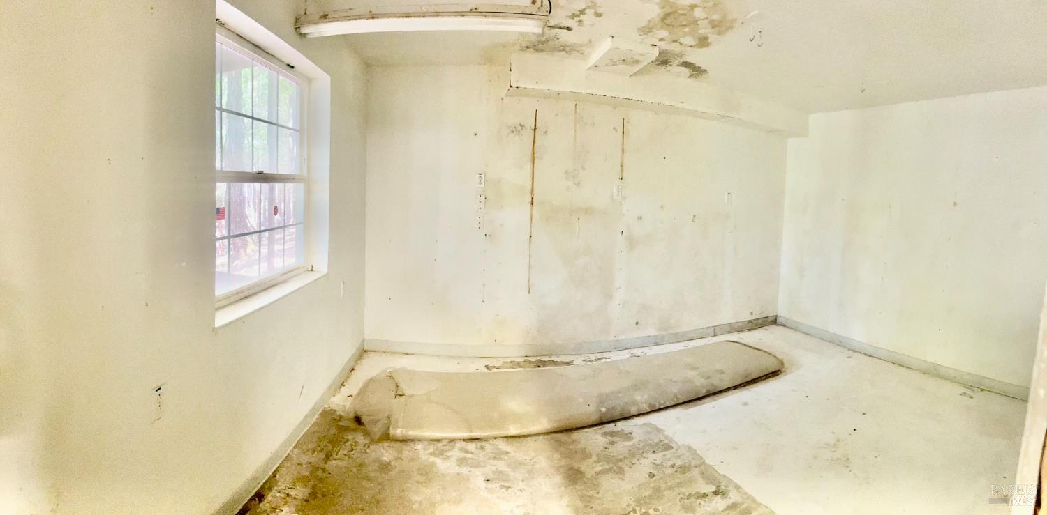 Detail Gallery Image 22 of 23 For 27122 Bear Dr, Willits,  CA 95490 - 3 Beds | 2 Baths