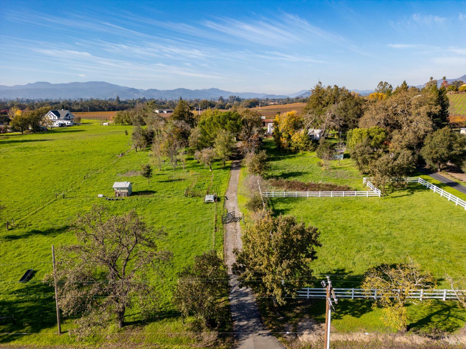 Detail Gallery Image 11 of 15 For 1612 Mckinley Rd, Napa,  CA 94558 - 2 Beds | 1 Baths
