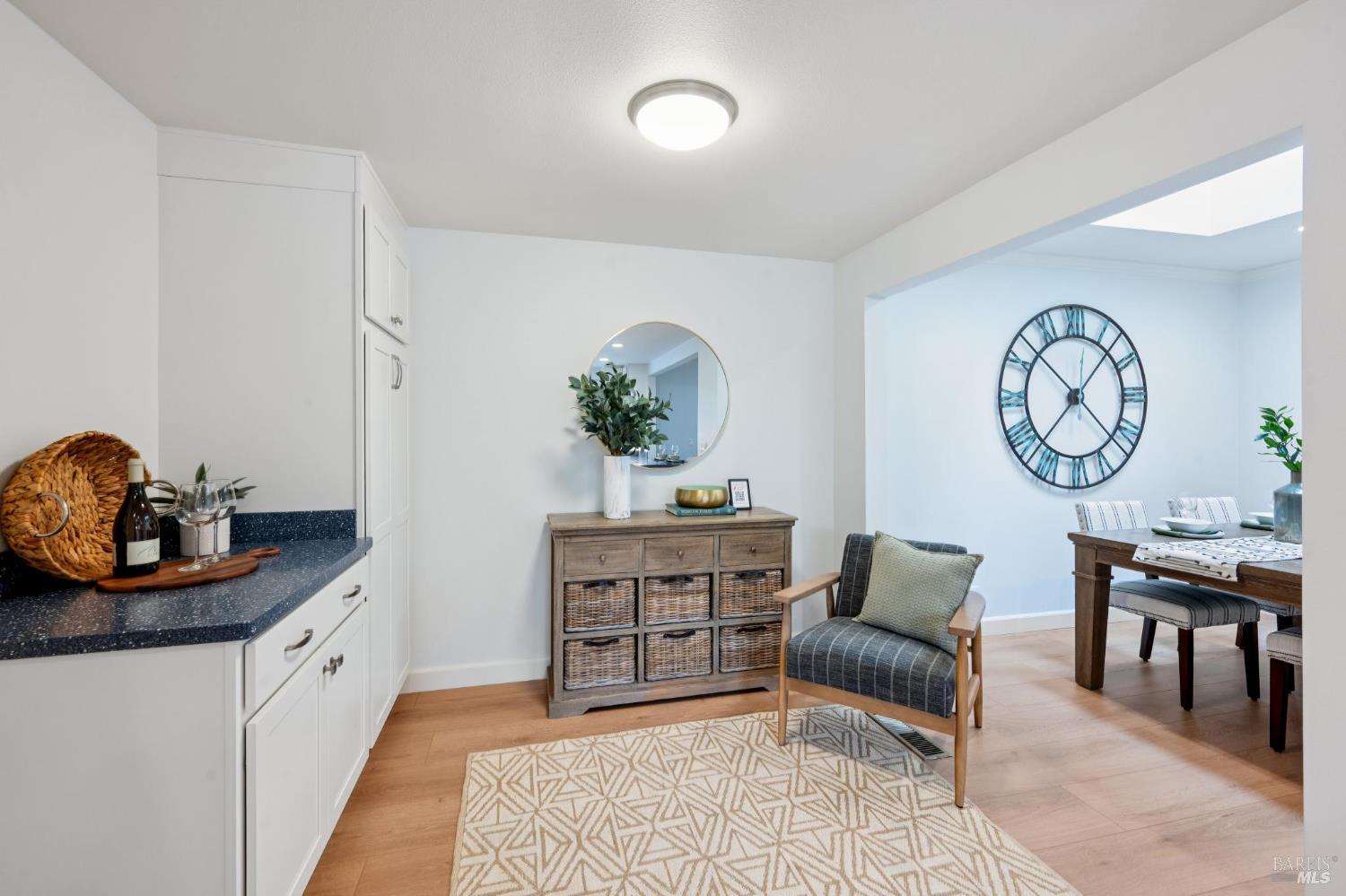 Detail Gallery Image 17 of 41 For 6550 Meadowridge Dr, Santa Rosa,  CA 95409 - 2 Beds | 2 Baths