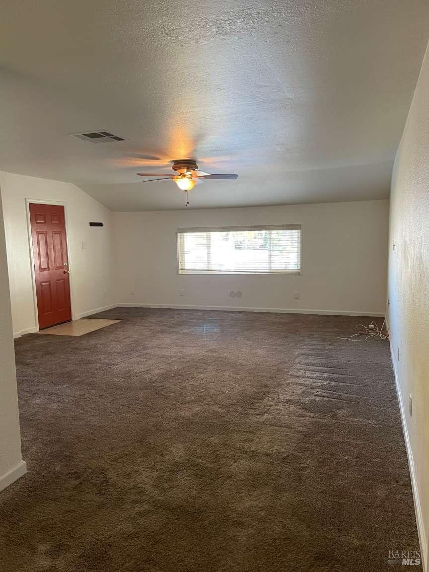 Detail Gallery Image 7 of 23 For 741 W D St, Dixon,  CA 95620 - 4 Beds | 2 Baths