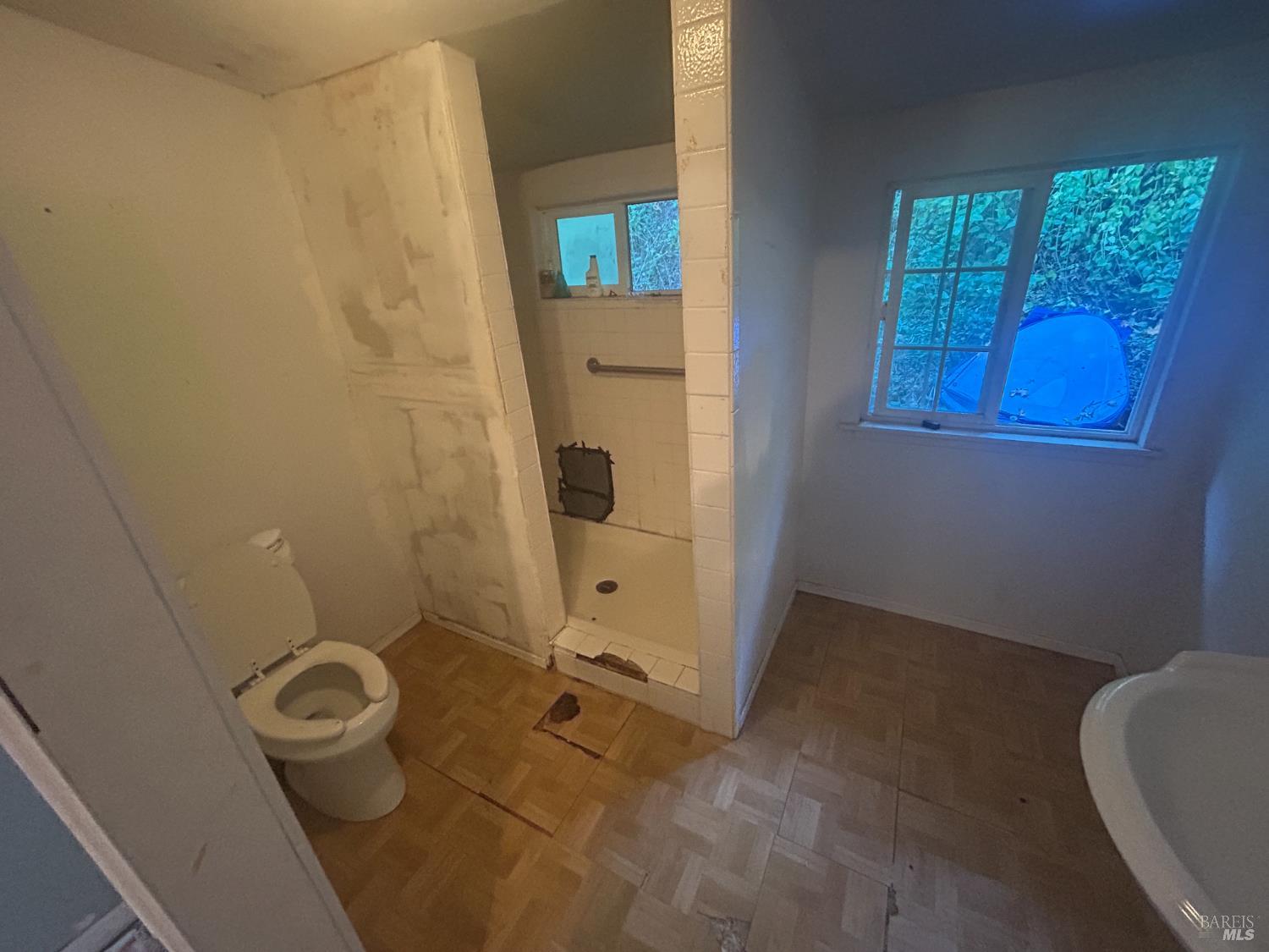 Detail Gallery Image 15 of 19 For 370 Jefferson Ln, Ukiah,  CA 95482 - 3 Beds | 2 Baths