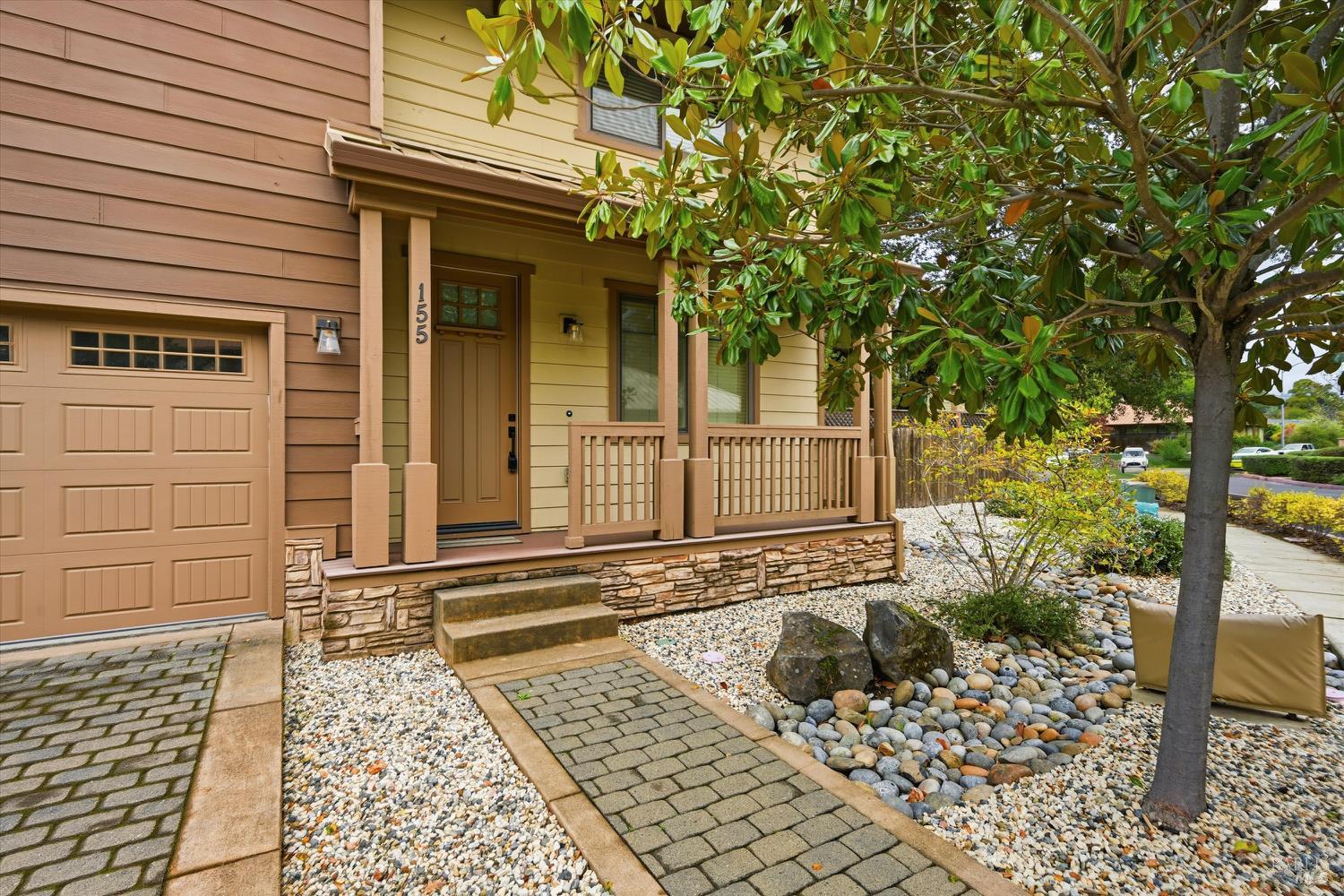 Detail Gallery Image 2 of 24 For 155 Rosebud Ln, Saint Helena,  CA 94574 - 3 Beds | 2/1 Baths