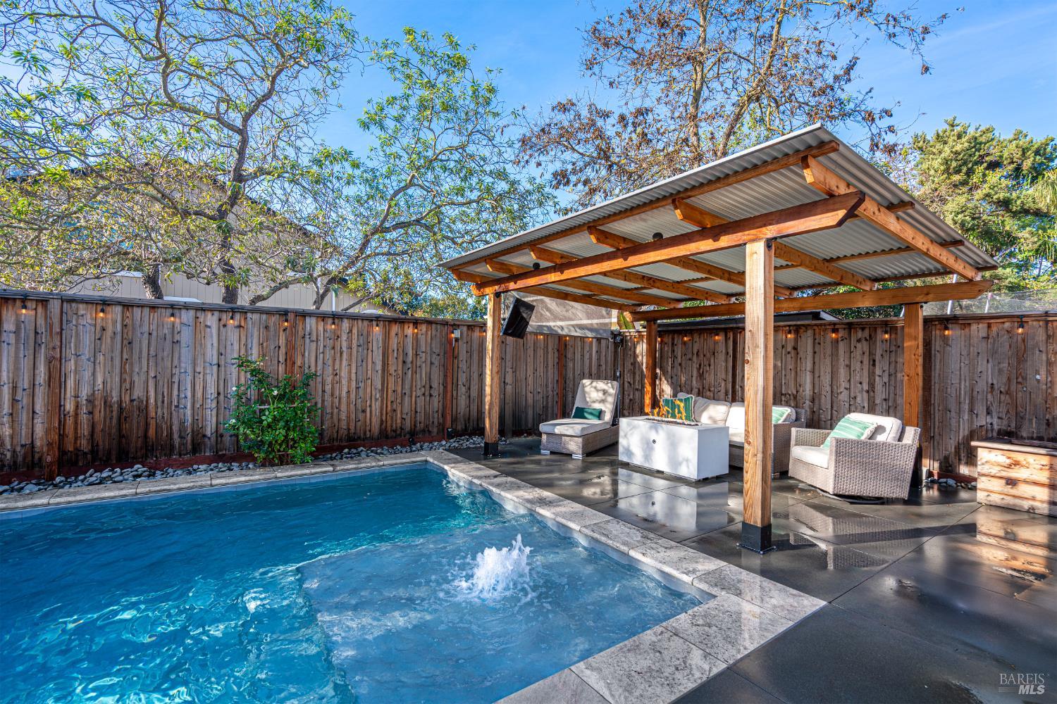 Detail Gallery Image 36 of 47 For 6417 Yale St, Windsor,  CA 95492 - 3 Beds | 2/1 Baths