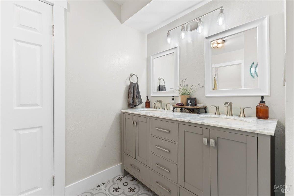 Detail Gallery Image 30 of 48 For 10465 Pelham Dr, Windsor,  CA 95492 - 3 Beds | 2 Baths