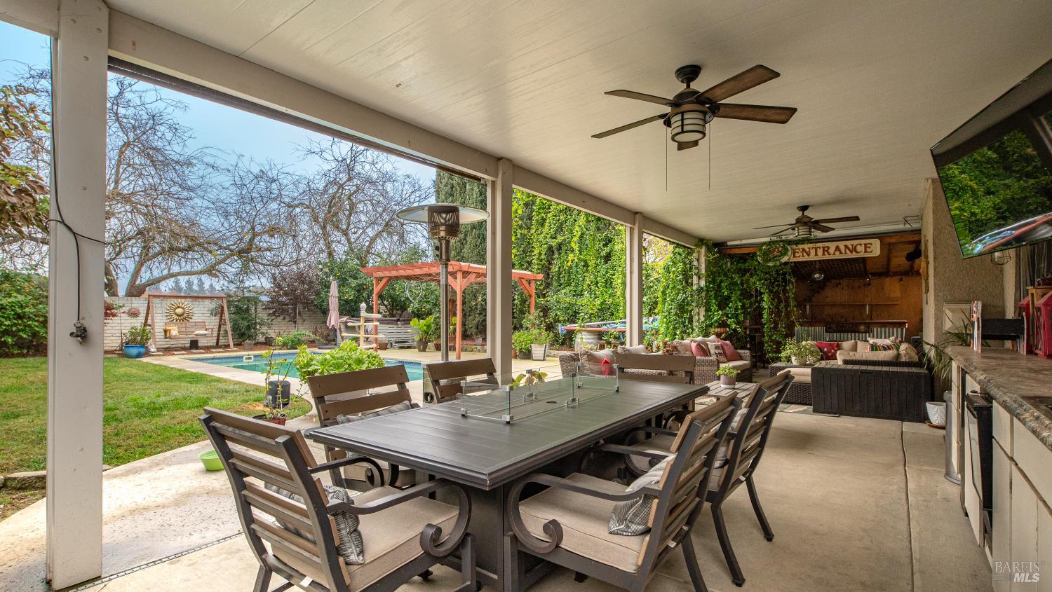 Detail Gallery Image 42 of 51 For 380 Manning Way, Dixon,  CA 95620 - 4 Beds | 2/1 Baths