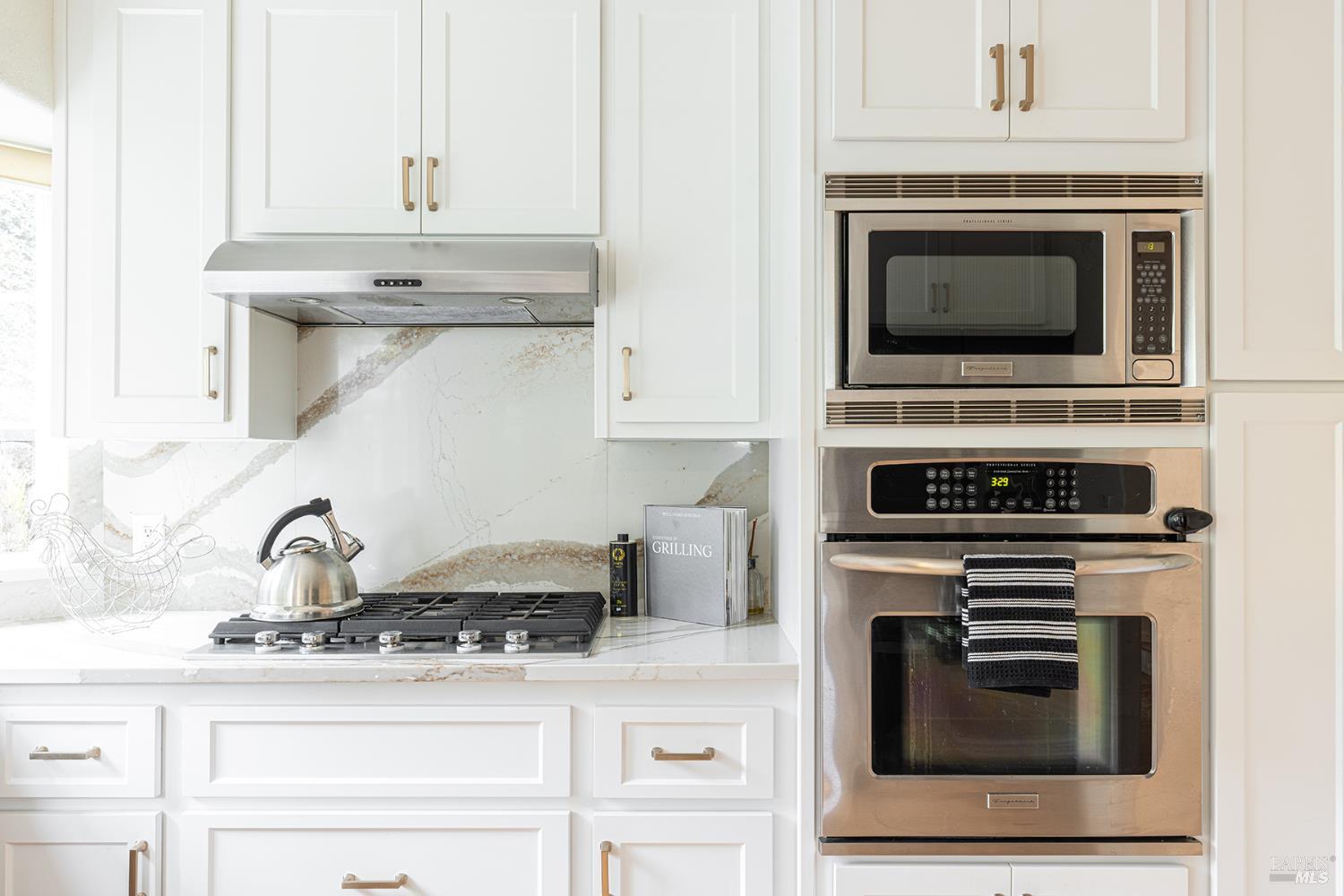 Detail Gallery Image 26 of 45 For 26 Clement Ct, Napa,  CA 94558 - 3 Beds | 2/1 Baths