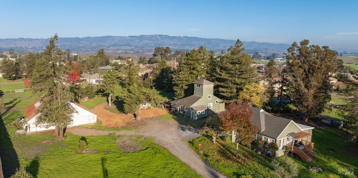 Detail Gallery Image 42 of 47 For 710 Old Adobe Rd, Petaluma,  CA 94954 - 3 Beds | 1/1 Baths