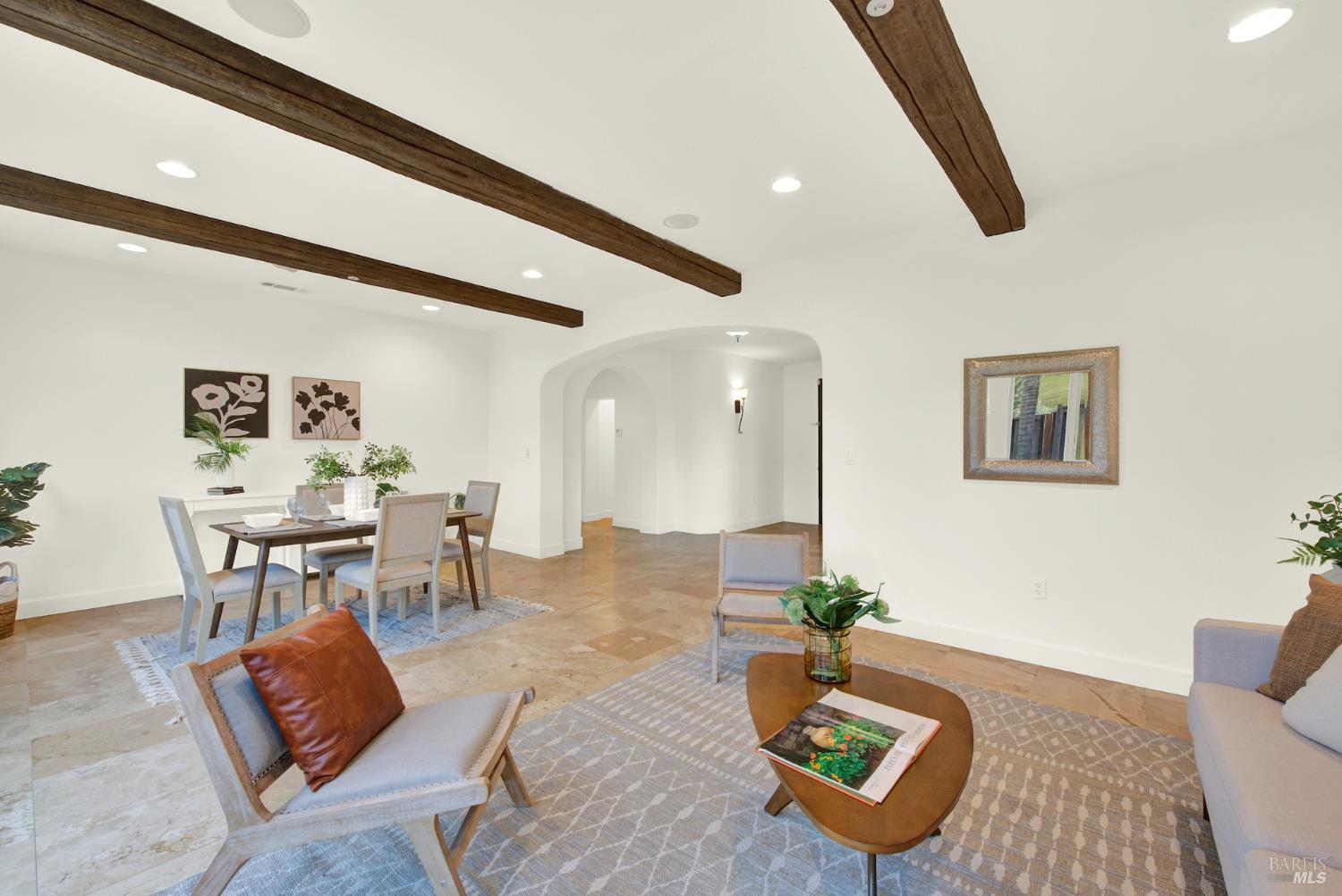 Detail Gallery Image 14 of 63 For 3127 Olympic Rd, Fairfield,  CA 94534 - 5 Beds | 3 Baths