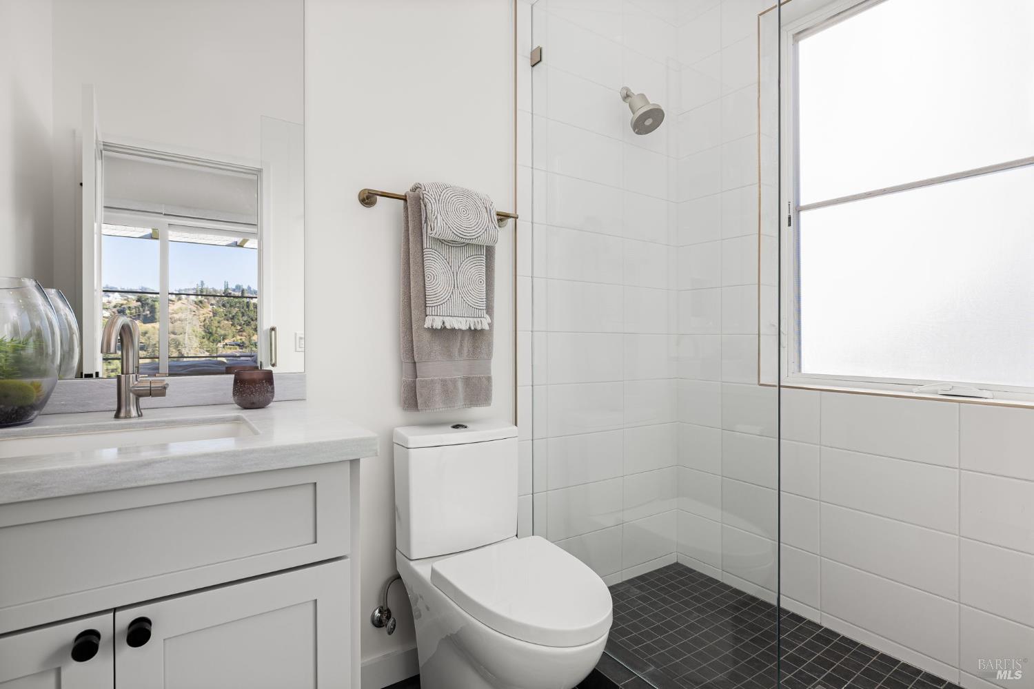 Detail Gallery Image 59 of 98 For 987 Mark West Springs Rd, Santa Rosa,  CA 95404 - 4 Beds | 4/4 Baths