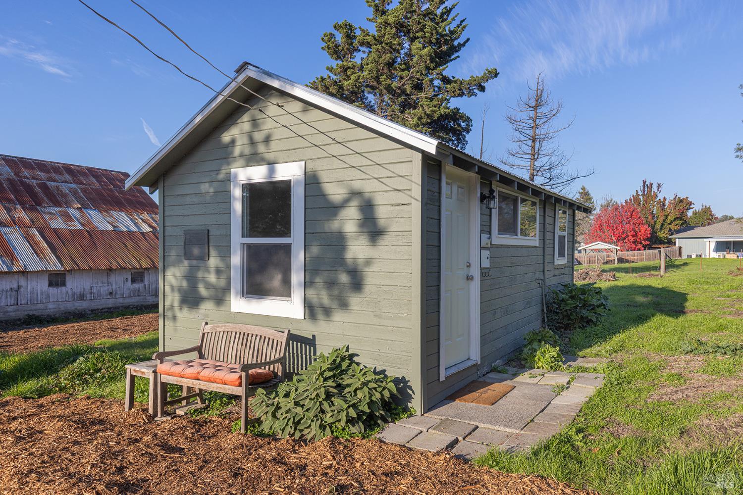 Detail Gallery Image 31 of 47 For 710 Old Adobe Rd, Petaluma,  CA 94954 - 3 Beds | 1/1 Baths