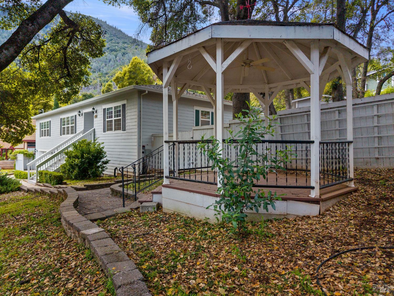 Detail Gallery Image 3 of 90 For 2717 Buckingham Dr, Kelseyville,  CA 95451 - 3 Beds | 2/1 Baths