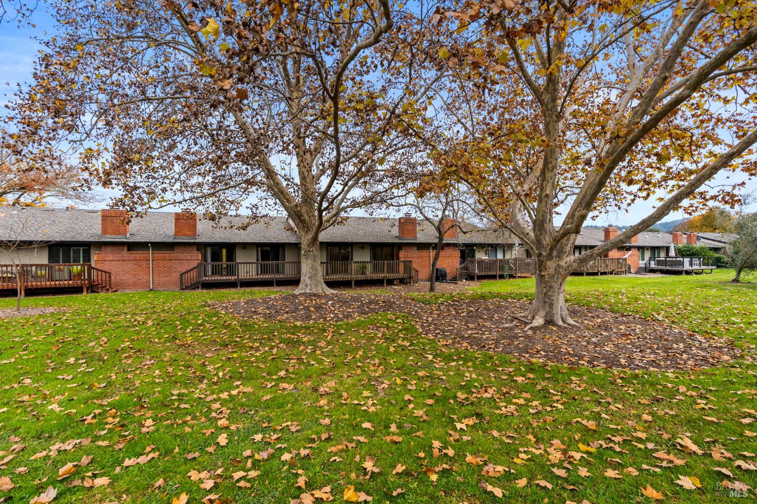 Detail Gallery Image 32 of 35 For 141 Vineyard Cir, Yountville,  CA 94599 - 2 Beds | 2 Baths