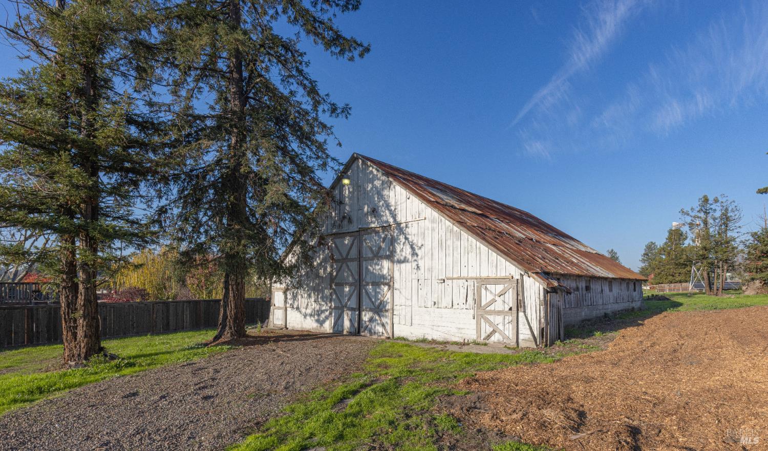 Detail Gallery Image 38 of 47 For 710 Old Adobe Rd, Petaluma,  CA 94954 - 3 Beds | 1/1 Baths