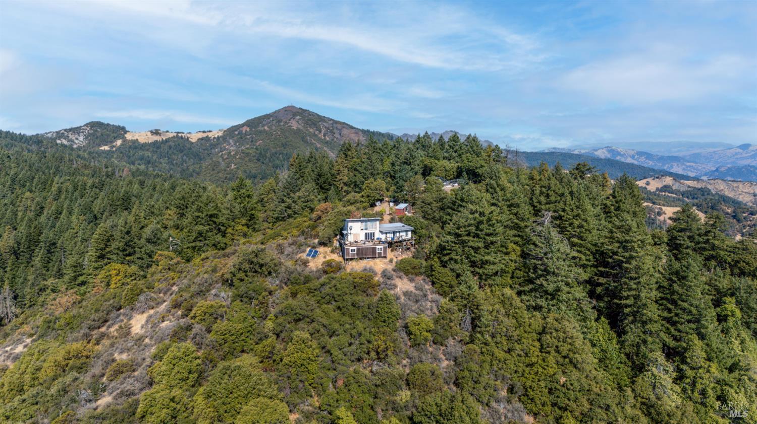 Detail Gallery Image 3 of 12 For 51950 Stivers Rd, Laytonville,  CA 95454 - 2 Beds | 1 Baths