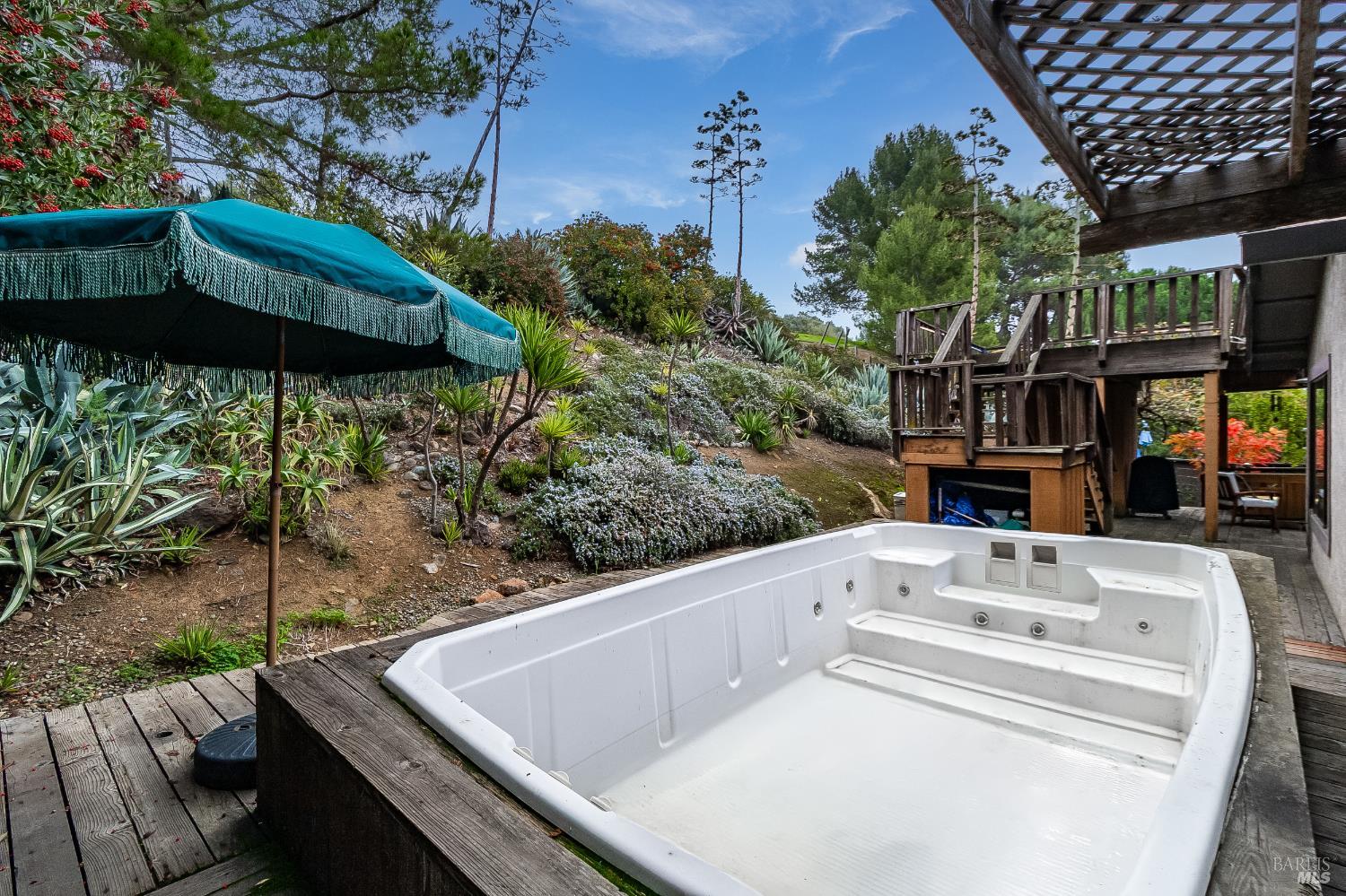 Detail Gallery Image 83 of 99 For 153 Incline Pl, Benicia,  CA 94510 - 3 Beds | 3 Baths