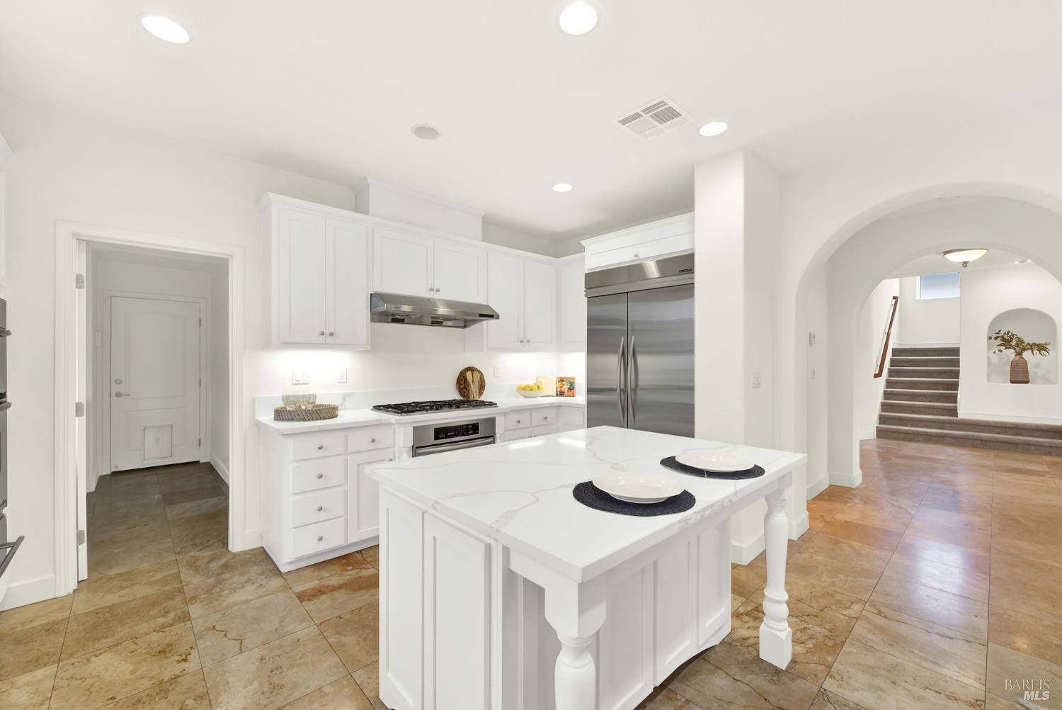 Detail Gallery Image 24 of 63 For 3127 Olympic Rd, Fairfield,  CA 94534 - 5 Beds | 3 Baths