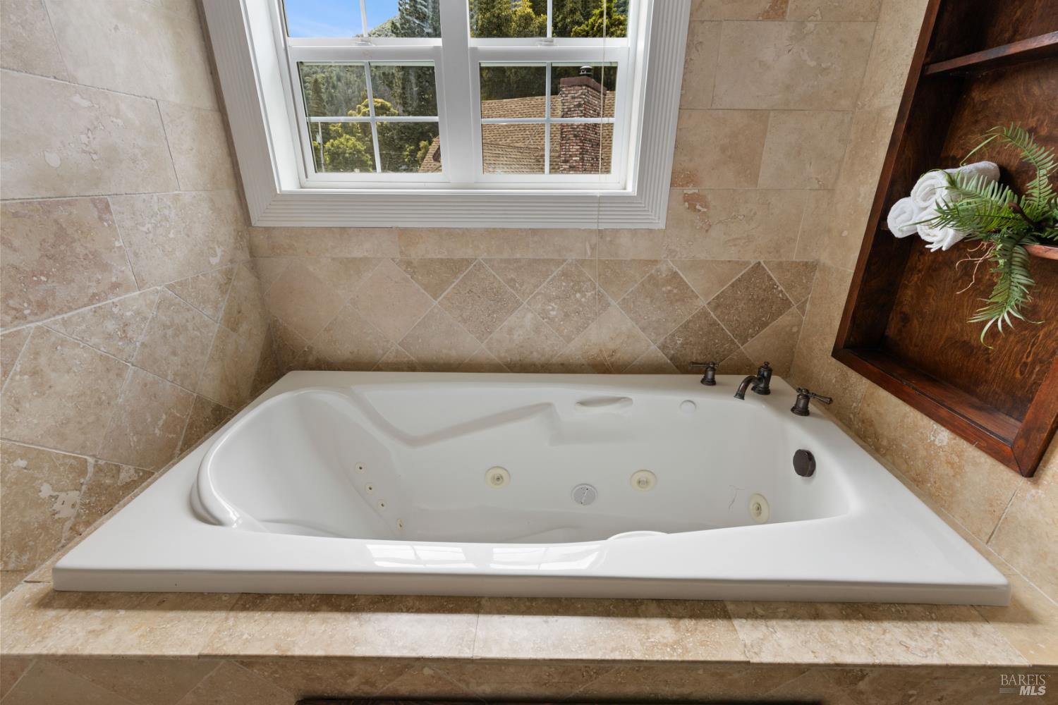 Detail Gallery Image 38 of 90 For 2717 Buckingham Dr, Kelseyville,  CA 95451 - 3 Beds | 2/1 Baths