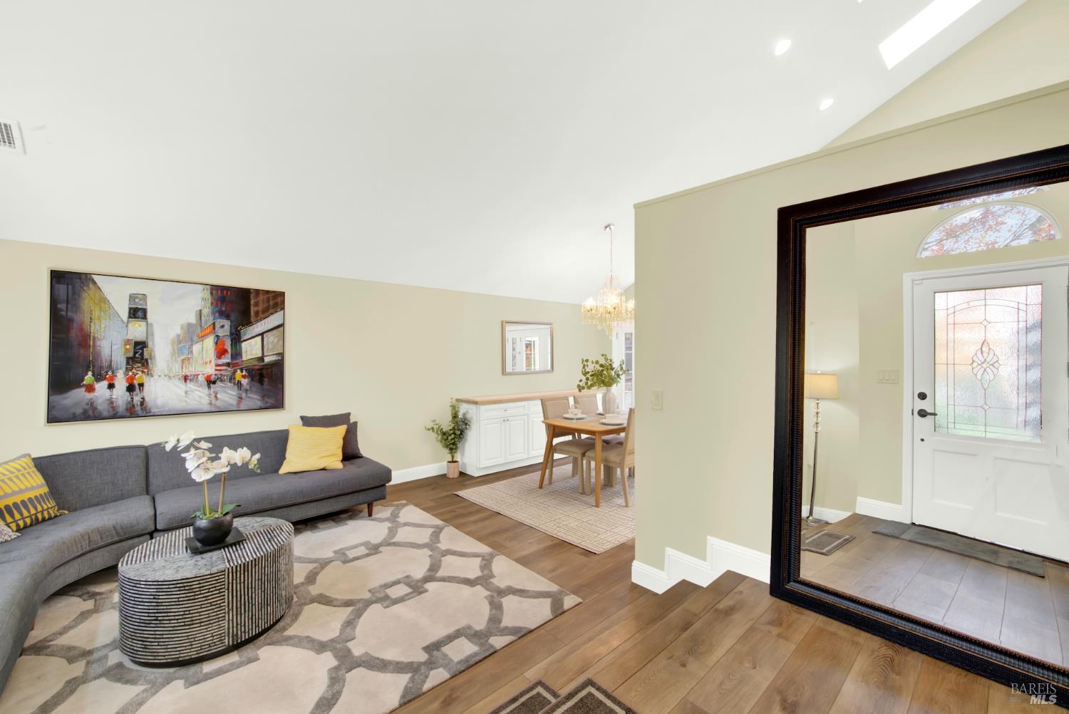 Detail Gallery Image 13 of 61 For 632 Cordelia Cir, Vacaville,  CA 95687 - 4 Beds | 3 Baths