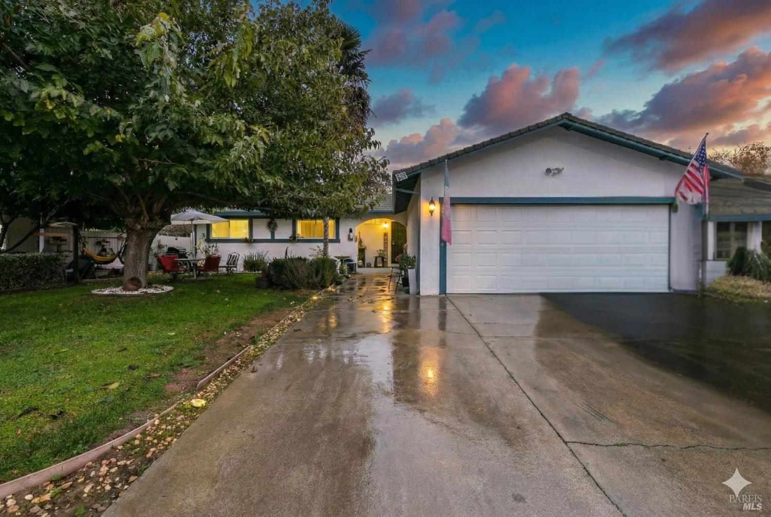 Detail Gallery Image 2 of 33 For 450 Priddy Dr, Dixon,  CA 95620 - 4 Beds | 2 Baths