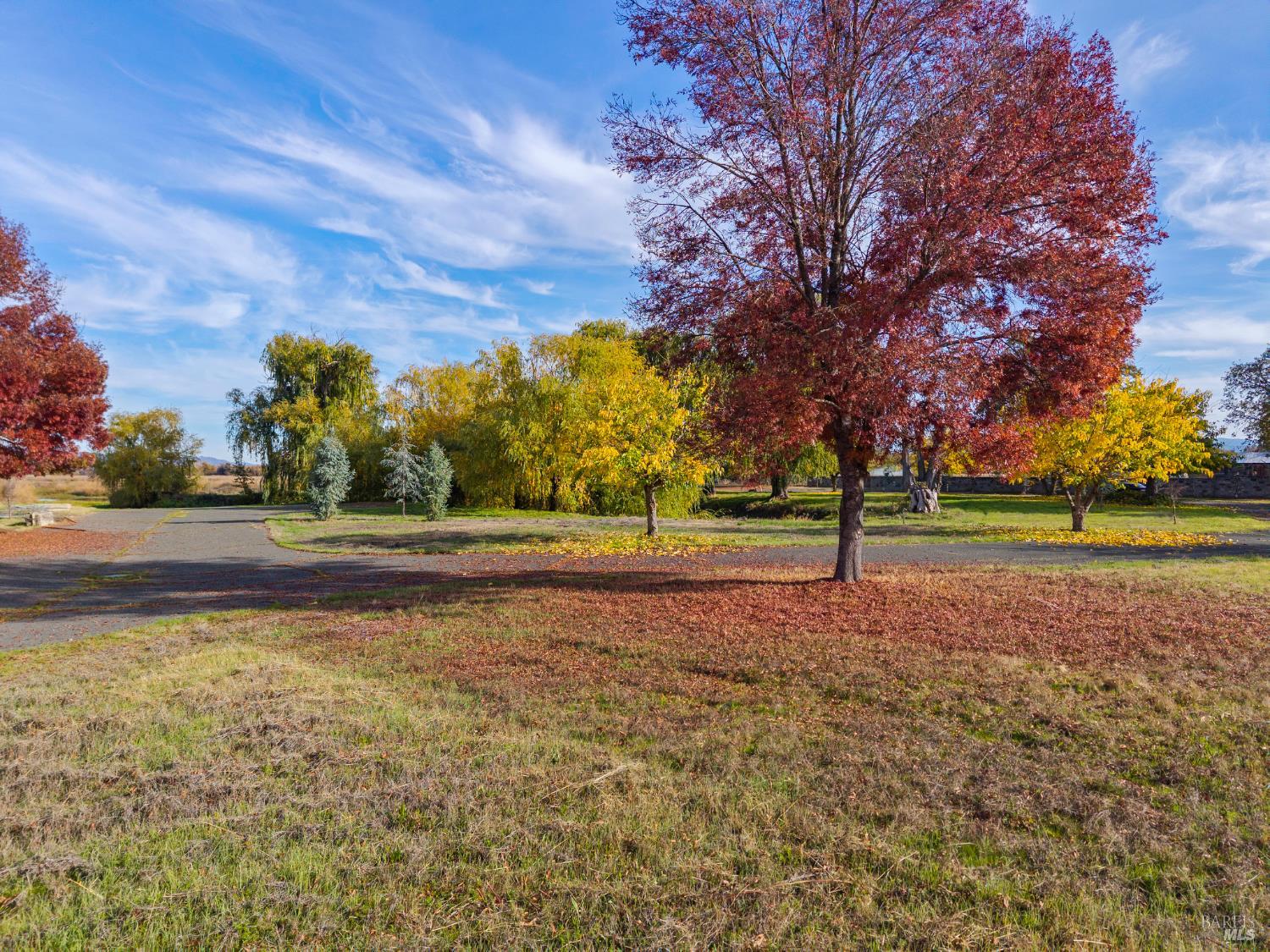 Detail Gallery Image 10 of 79 For 8 Queen Ann Way, Lakeport,  CA 95453 - 3 Beds | 3 Baths