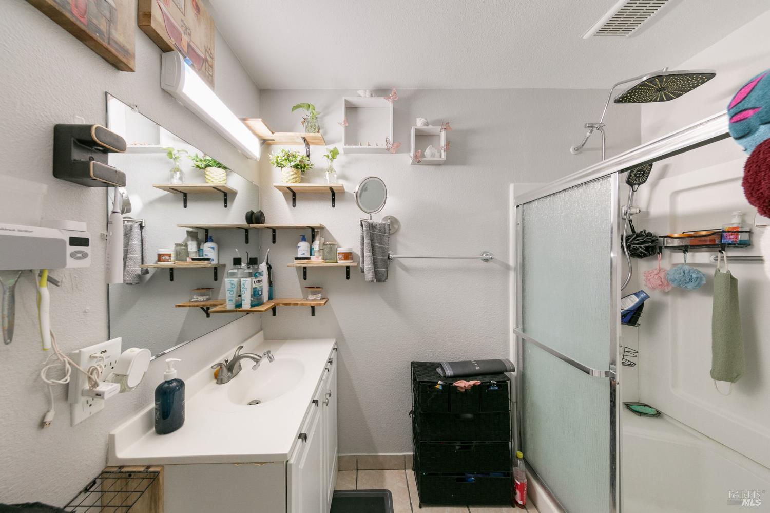 Detail Gallery Image 18 of 33 For 450 Priddy Dr, Dixon,  CA 95620 - 4 Beds | 2 Baths