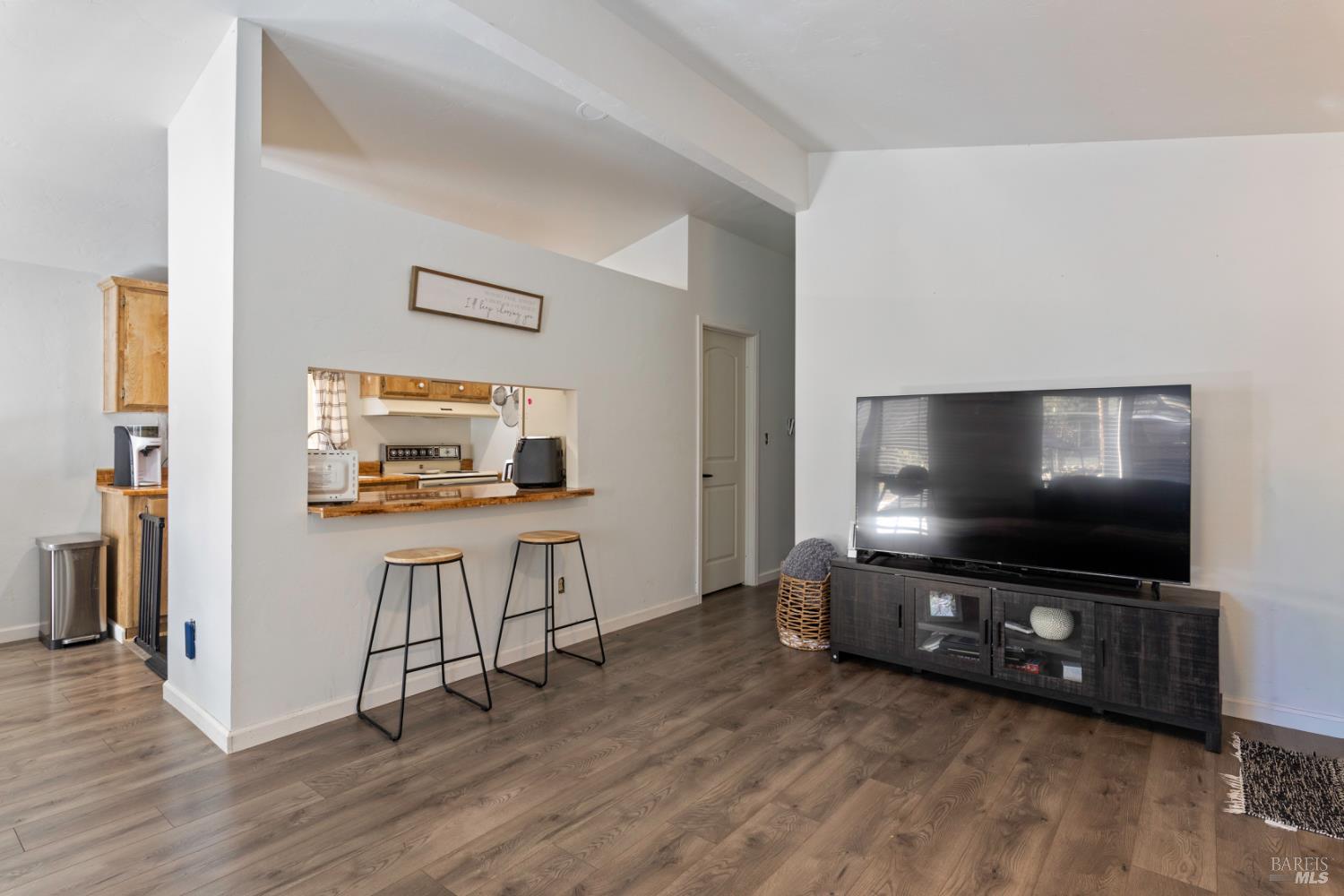 Detail Gallery Image 7 of 48 For 2305 Alta Vista Way, Lucerne,  CA 95458 - 2 Beds | 2 Baths