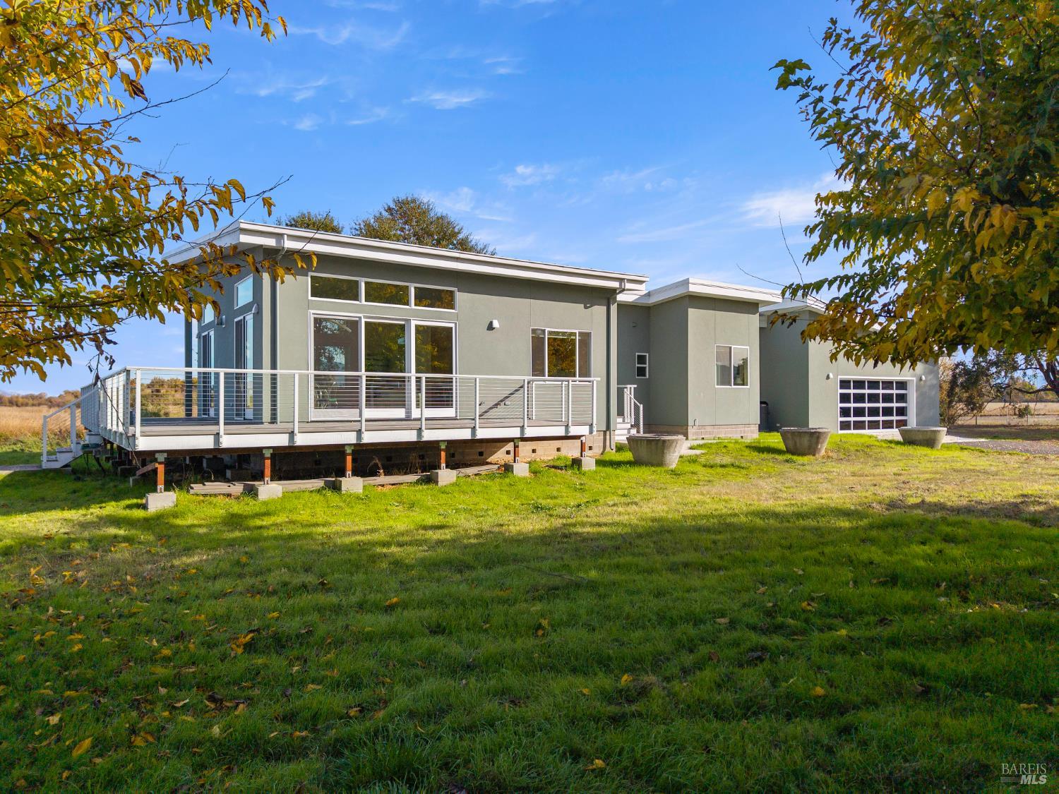 Detail Gallery Image 20 of 79 For 8 Queen Ann Way, Lakeport,  CA 95453 - 3 Beds | 3 Baths