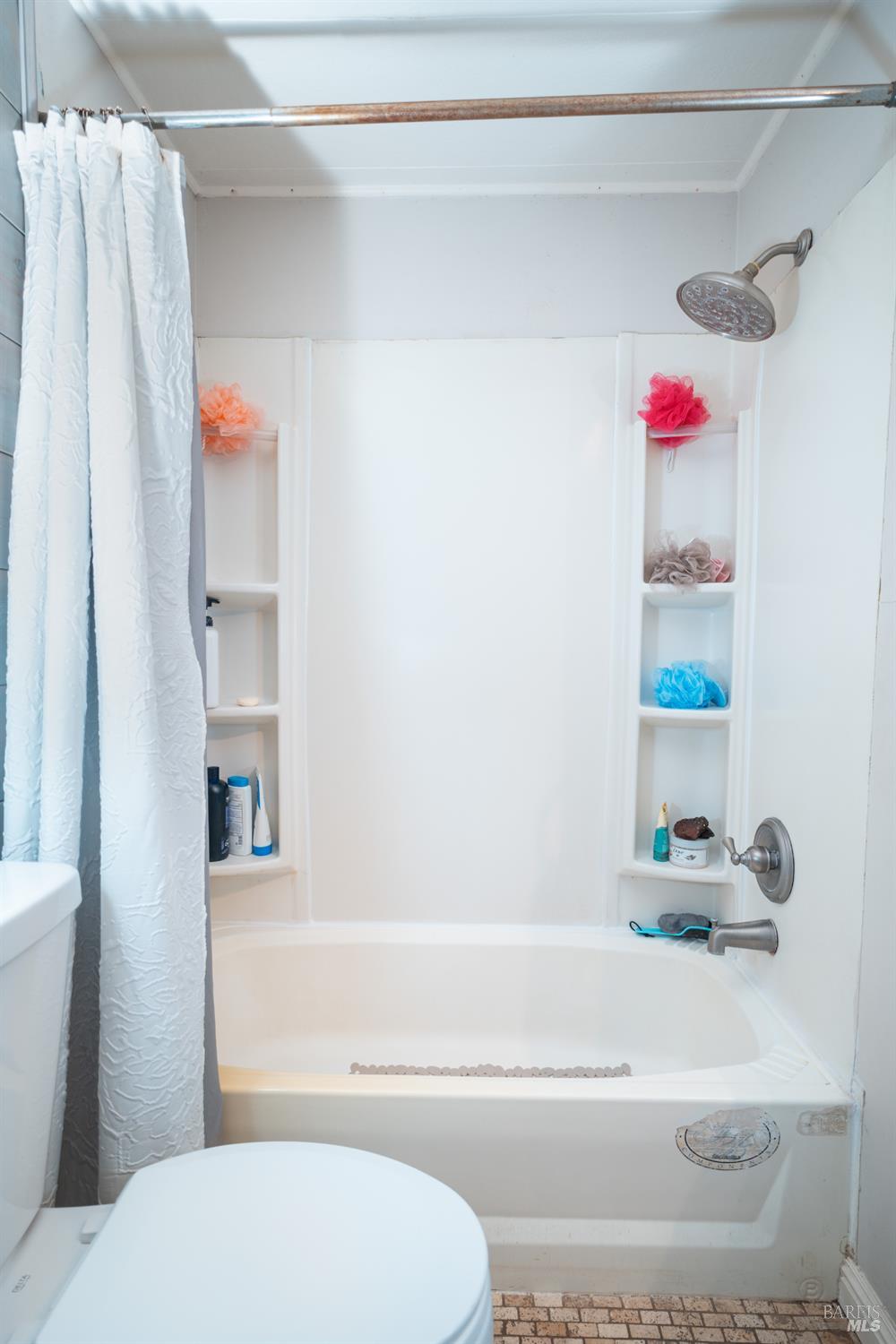 Detail Gallery Image 6 of 15 For 82 Vista Cir, Sonoma,  CA 95476 - 2 Beds | 1 Baths