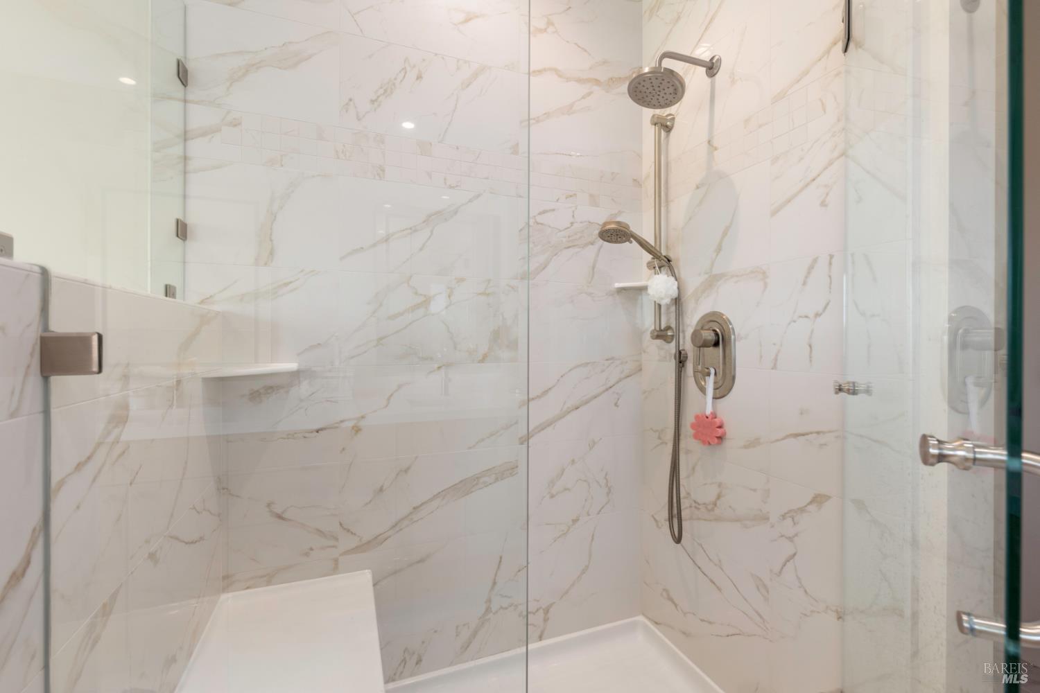 Detail Gallery Image 45 of 79 For 8 Queen Ann Way, Lakeport,  CA 95453 - 3 Beds | 3 Baths