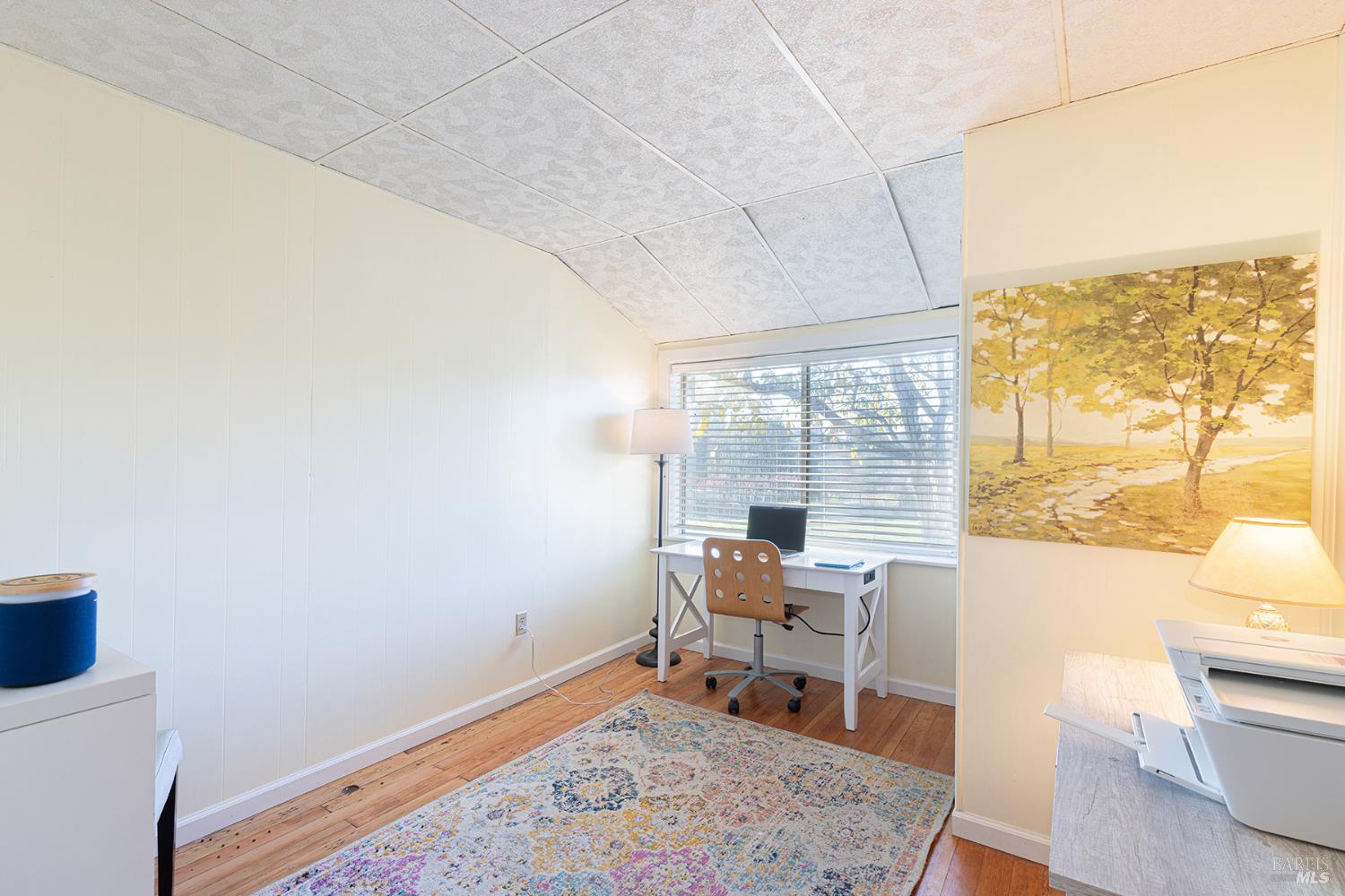 Detail Gallery Image 18 of 47 For 710 Old Adobe Rd, Petaluma,  CA 94954 - 3 Beds | 1/1 Baths