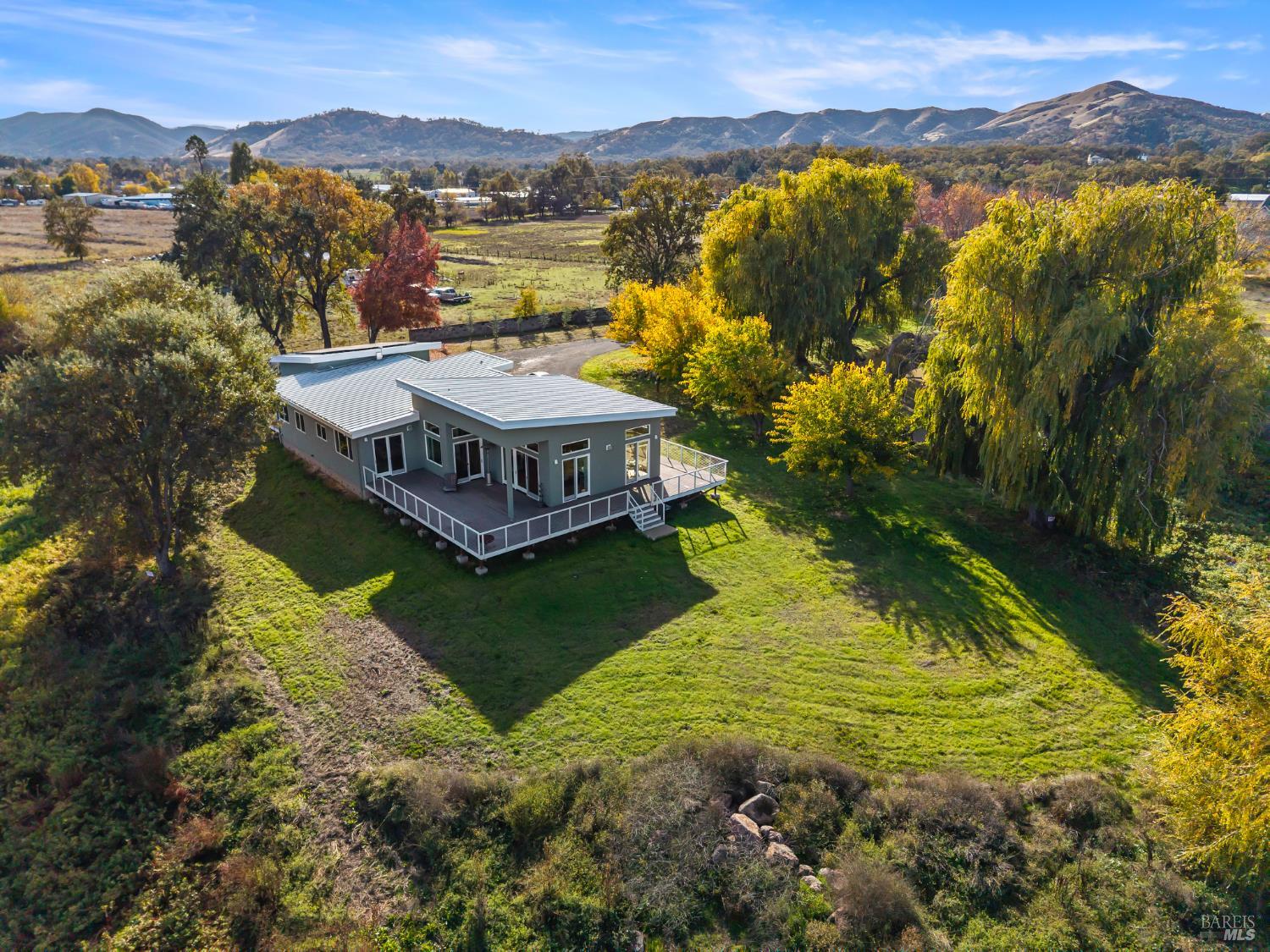 Detail Gallery Image 55 of 79 For 8 Queen Ann Way, Lakeport,  CA 95453 - 3 Beds | 3 Baths