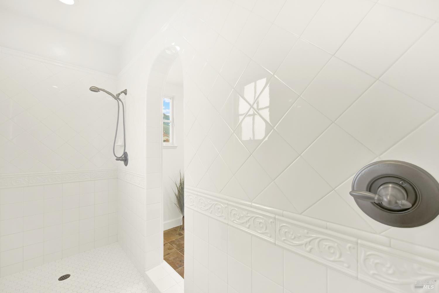 Detail Gallery Image 46 of 63 For 3127 Olympic Rd, Fairfield,  CA 94534 - 5 Beds | 3 Baths