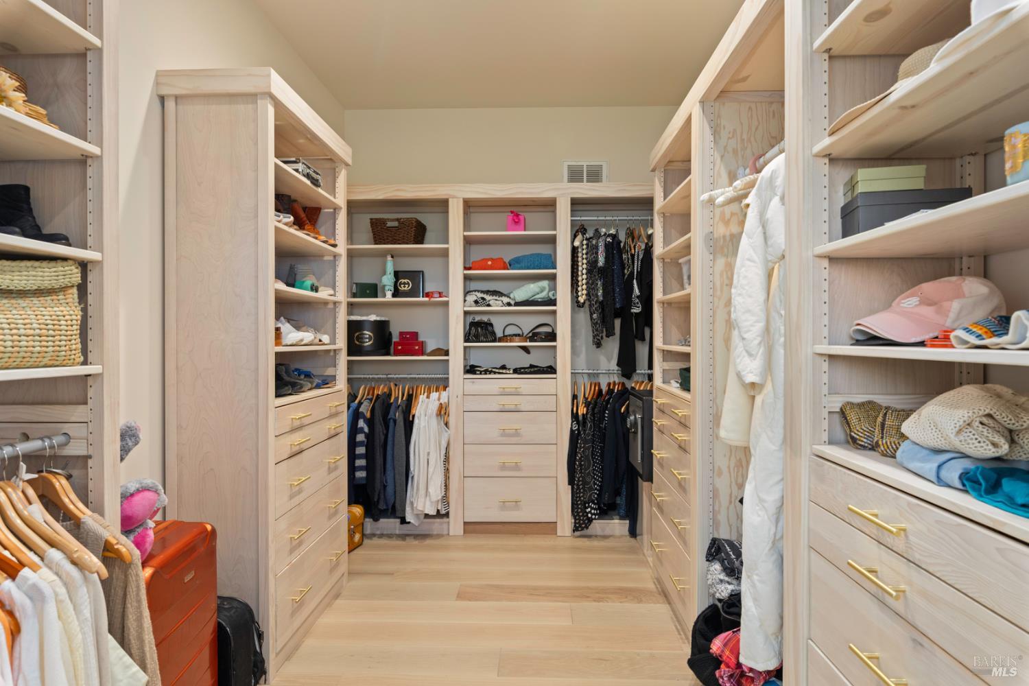 Detail Gallery Image 41 of 79 For 8 Queen Ann Way, Lakeport,  CA 95453 - 3 Beds | 3 Baths