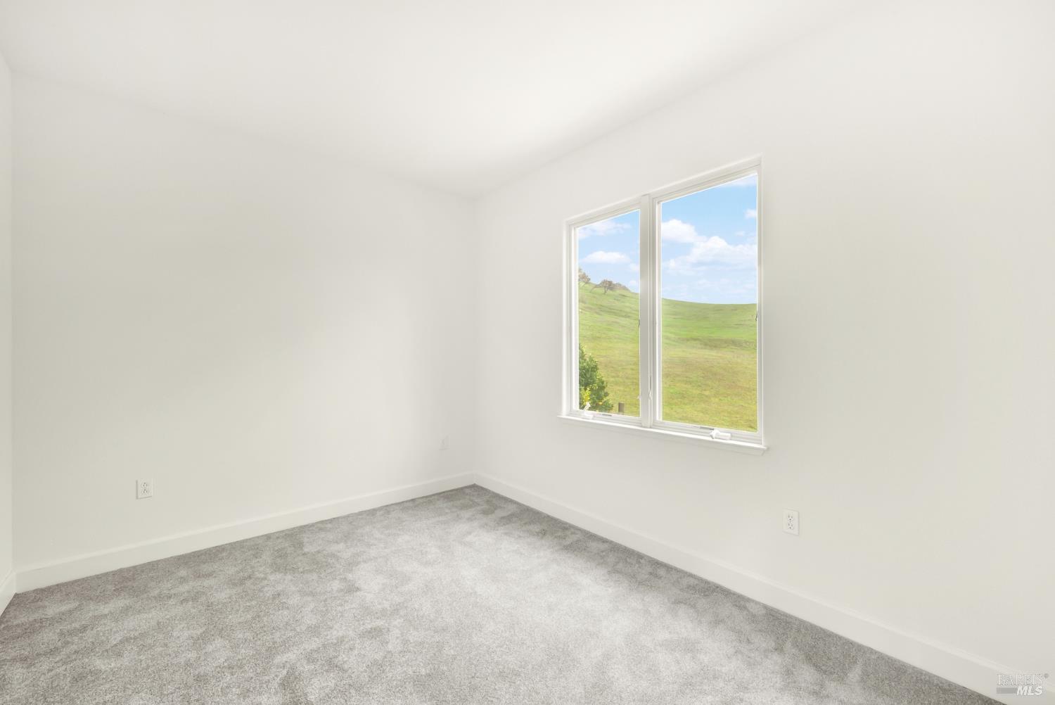 Detail Gallery Image 37 of 63 For 3127 Olympic Rd, Fairfield,  CA 94534 - 5 Beds | 3 Baths