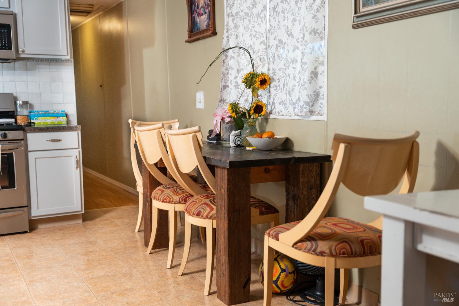 Detail Gallery Image 12 of 15 For 82 Vista Cir, Sonoma,  CA 95476 - 2 Beds | 1 Baths