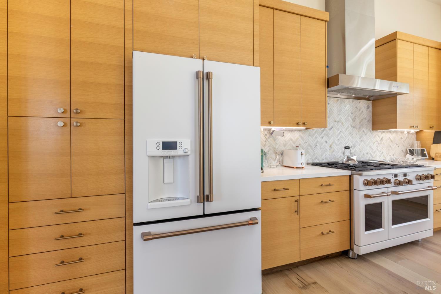 Detail Gallery Image 33 of 79 For 8 Queen Ann Way, Lakeport,  CA 95453 - 3 Beds | 3 Baths