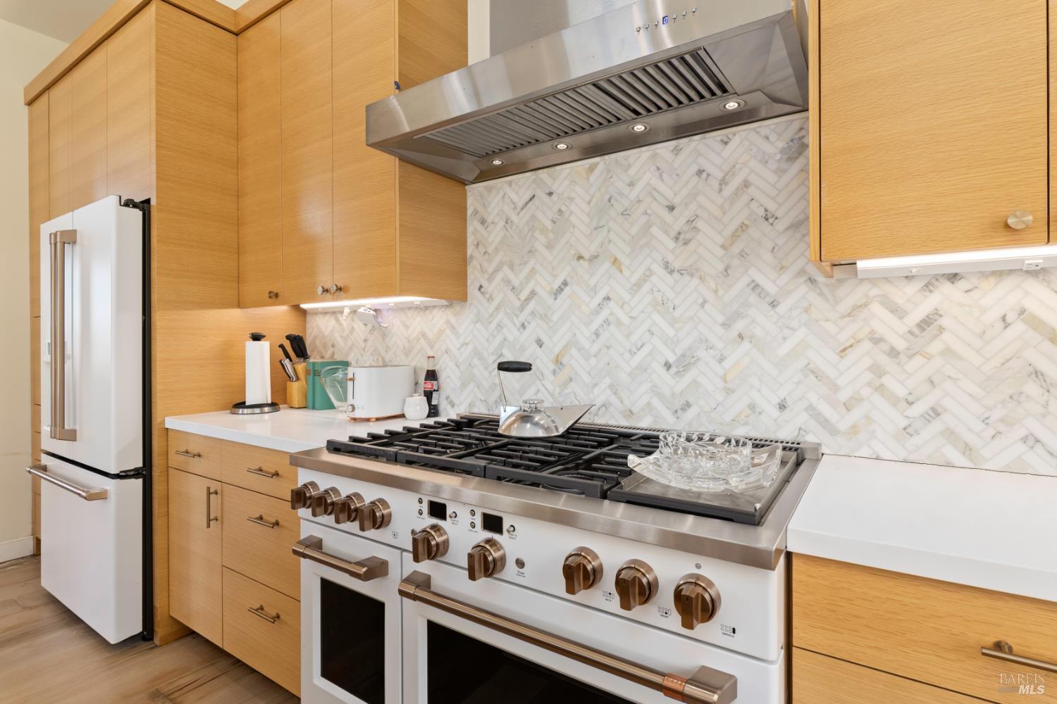 Detail Gallery Image 32 of 79 For 8 Queen Ann Way, Lakeport,  CA 95453 - 3 Beds | 3 Baths