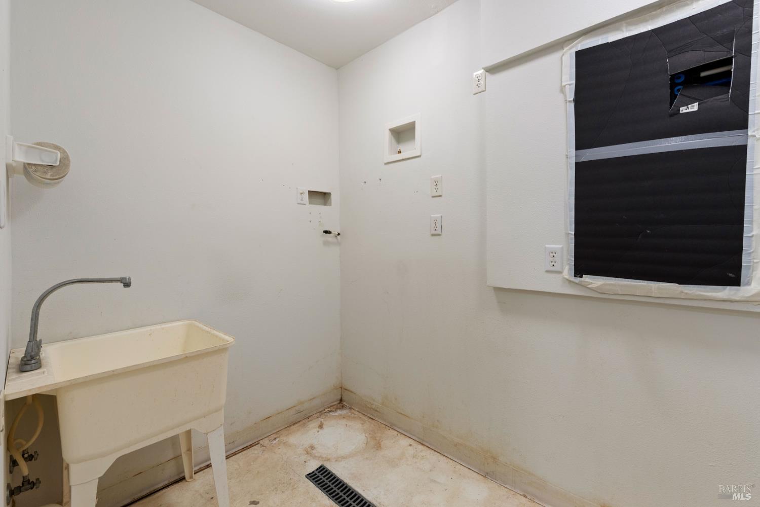 Detail Gallery Image 48 of 90 For 2717 Buckingham Dr, Kelseyville,  CA 95451 - 3 Beds | 2/1 Baths