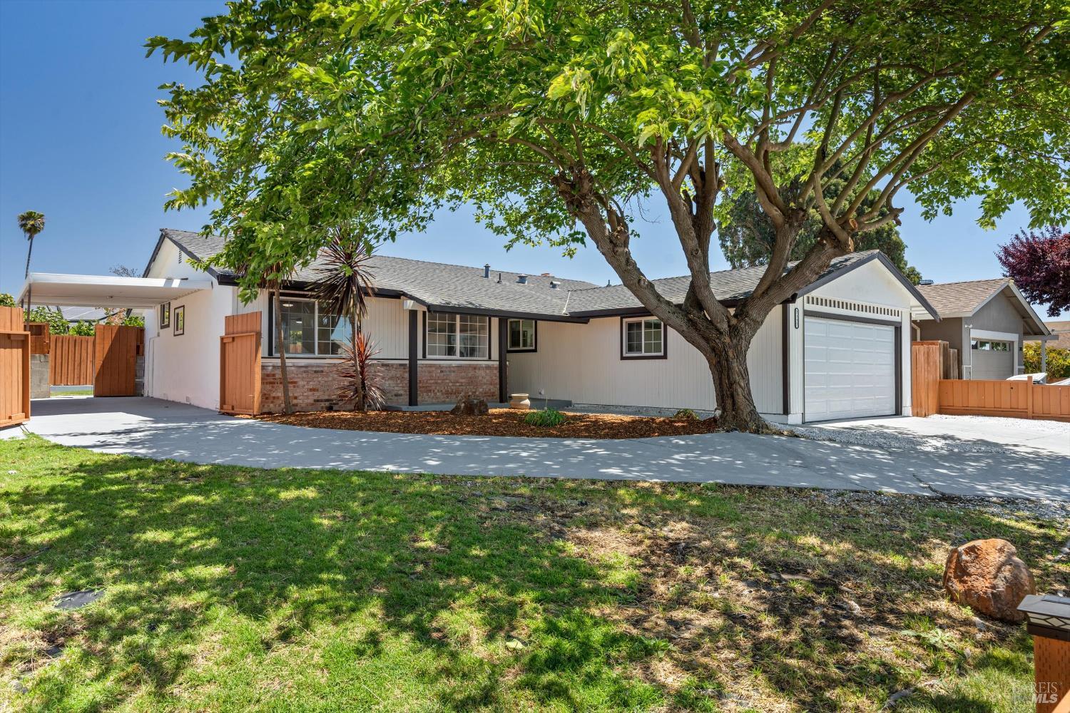 Detail Gallery Image 22 of 22 For 2117 Elliott Dr, American Canyon,  CA 94503 - 4 Beds | 2 Baths