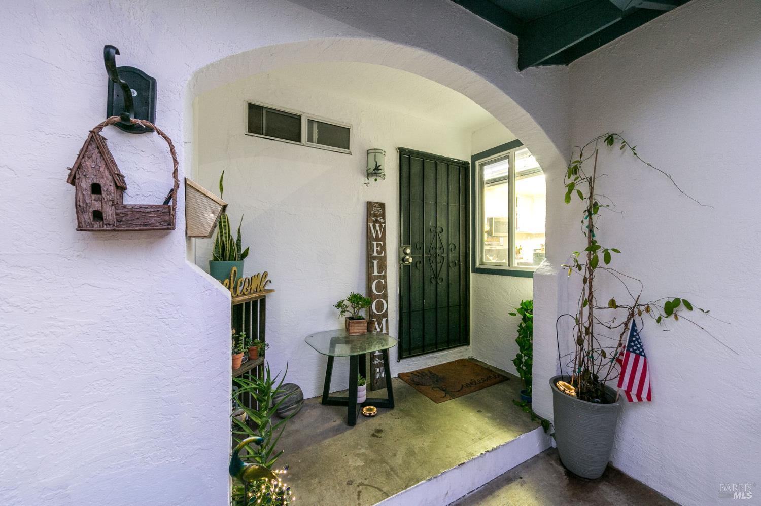 Detail Gallery Image 6 of 33 For 450 Priddy Dr, Dixon,  CA 95620 - 4 Beds | 2 Baths