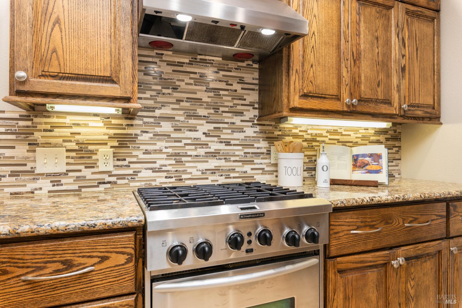 Detail Gallery Image 20 of 90 For 2717 Buckingham Dr, Kelseyville,  CA 95451 - 3 Beds | 2/1 Baths