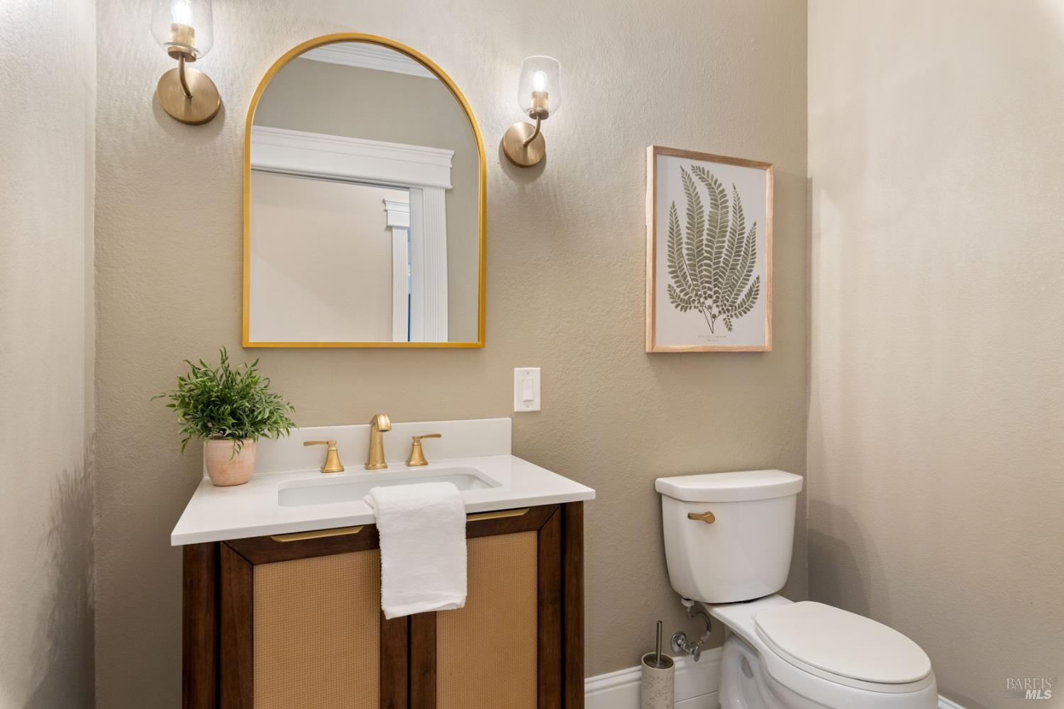 Detail Gallery Image 24 of 90 For 2717 Buckingham Dr, Kelseyville,  CA 95451 - 3 Beds | 2/1 Baths