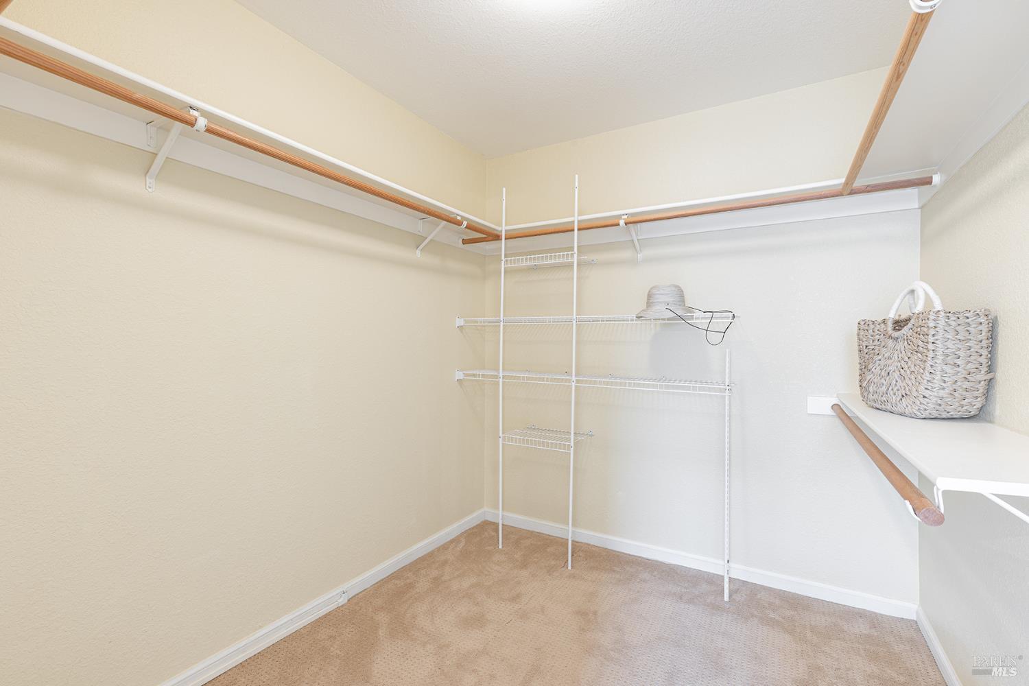 Detail Gallery Image 17 of 45 For 26 Clement Ct, Napa,  CA 94558 - 3 Beds | 2/1 Baths